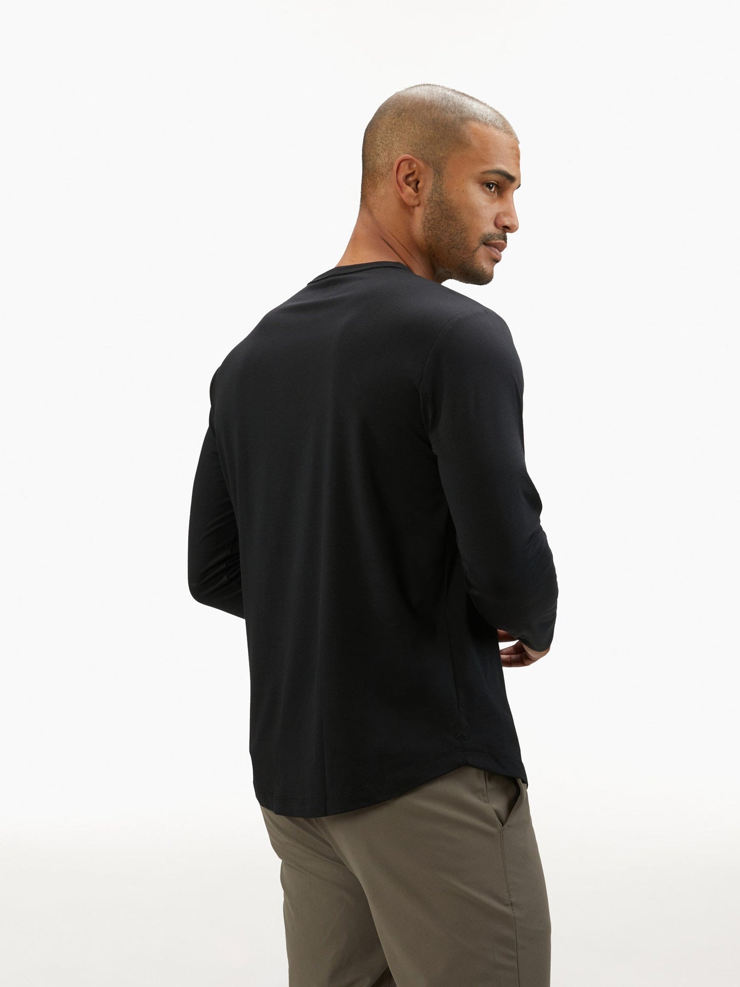 AO Universal Long Sleeve Curve-Hem Tee