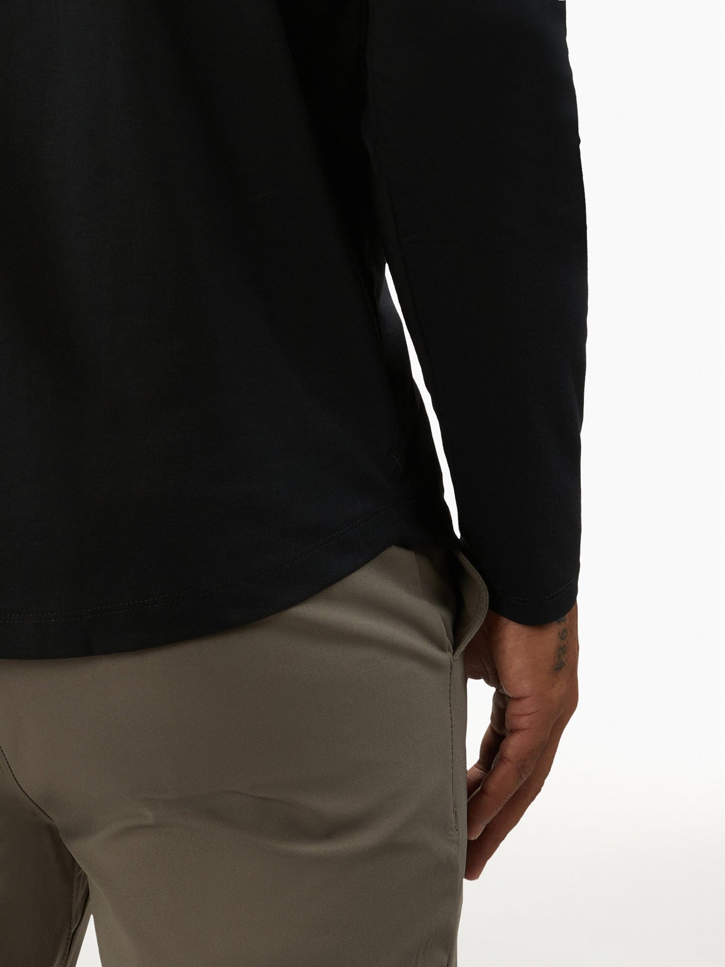 AO Universal Long Sleeve Curve-Hem Tee