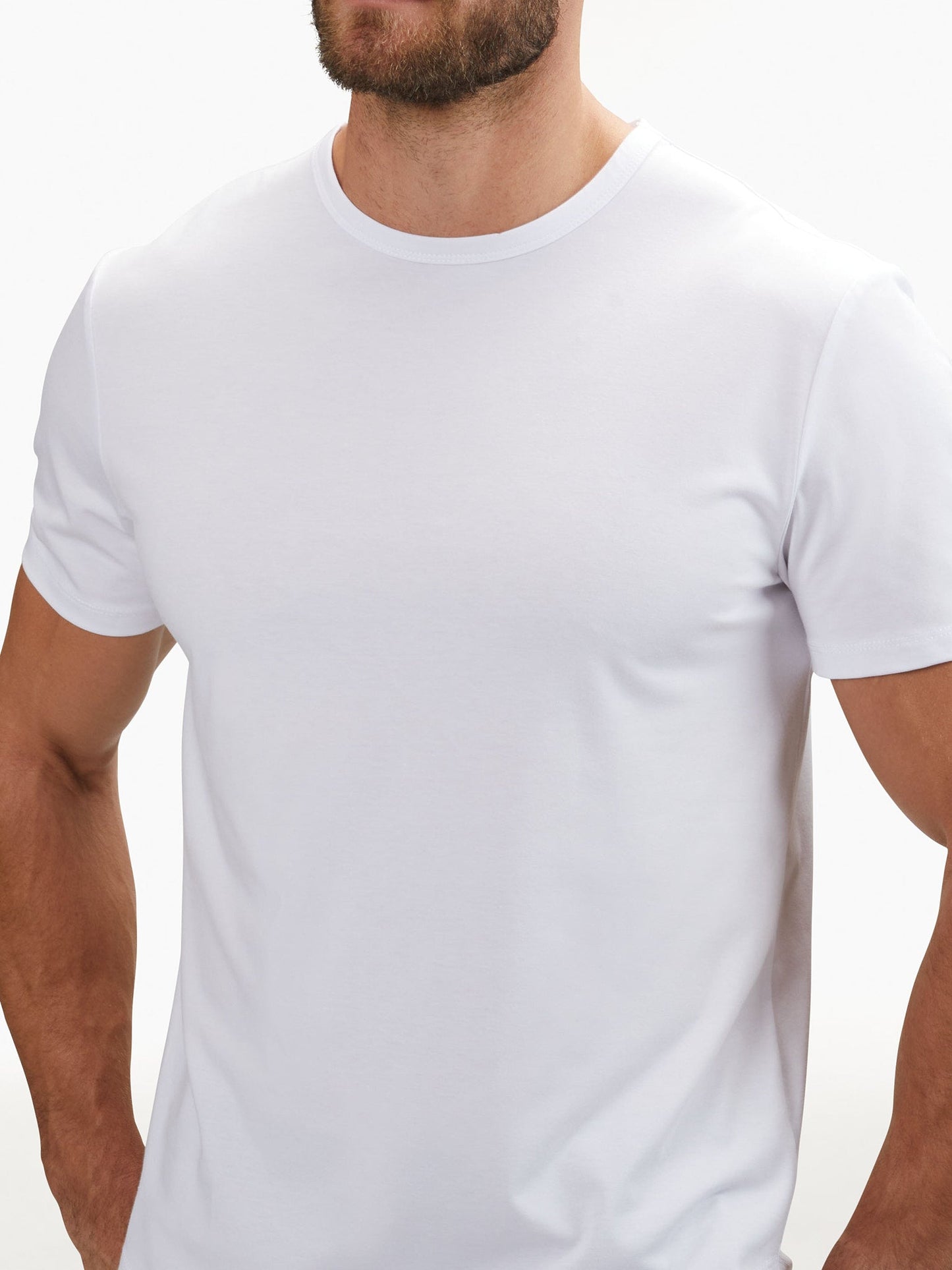 AO Universal Curve-Hem Tee