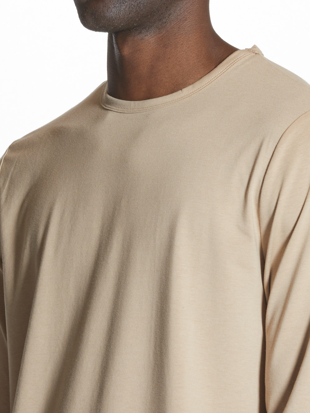 AO Universal Long Sleeve Curve-Hem Tee