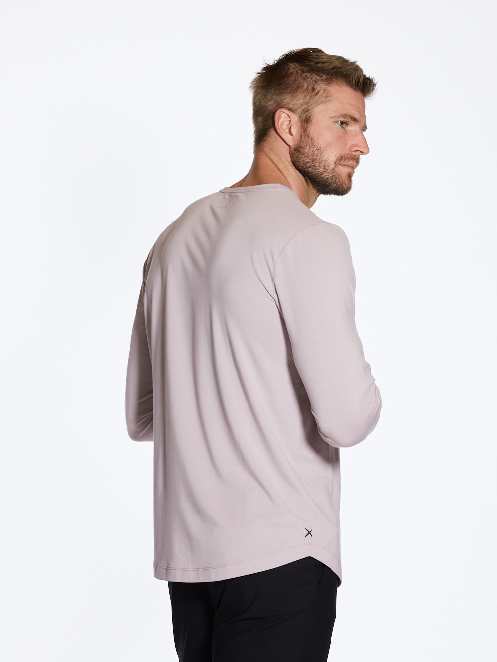 AO Universal Long Sleeve Curve-Hem Tee