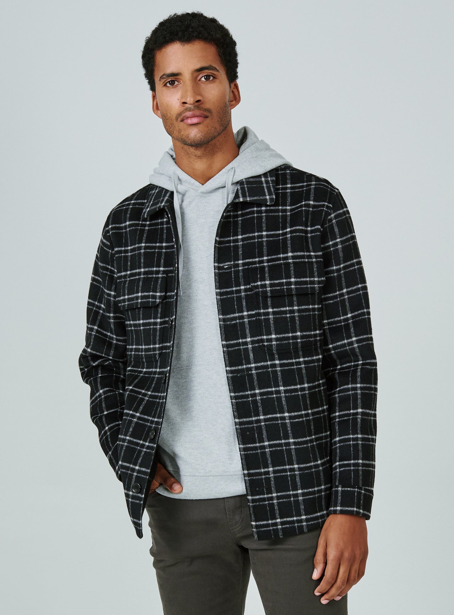 black-8283