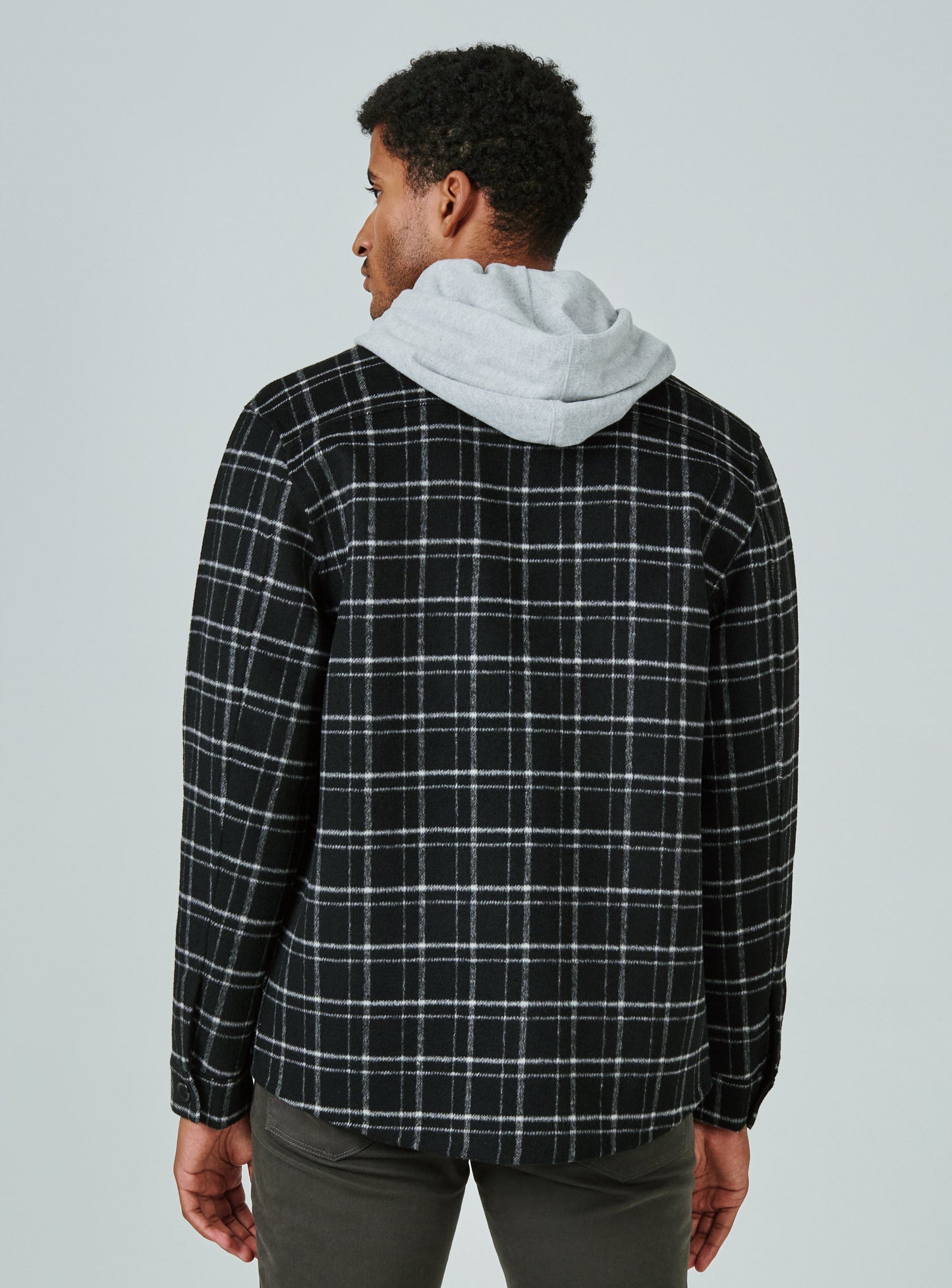 black-8283