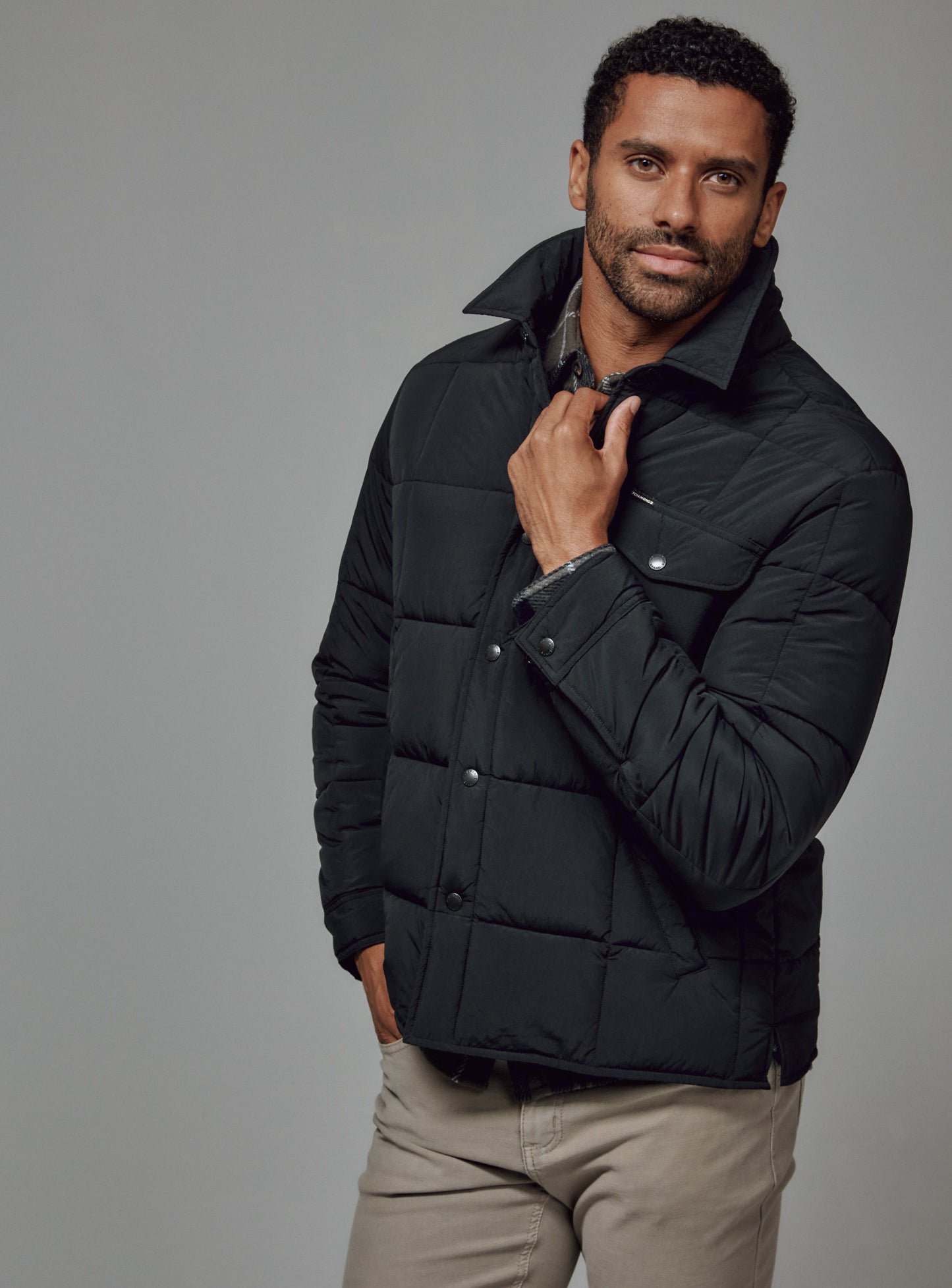 black-8390