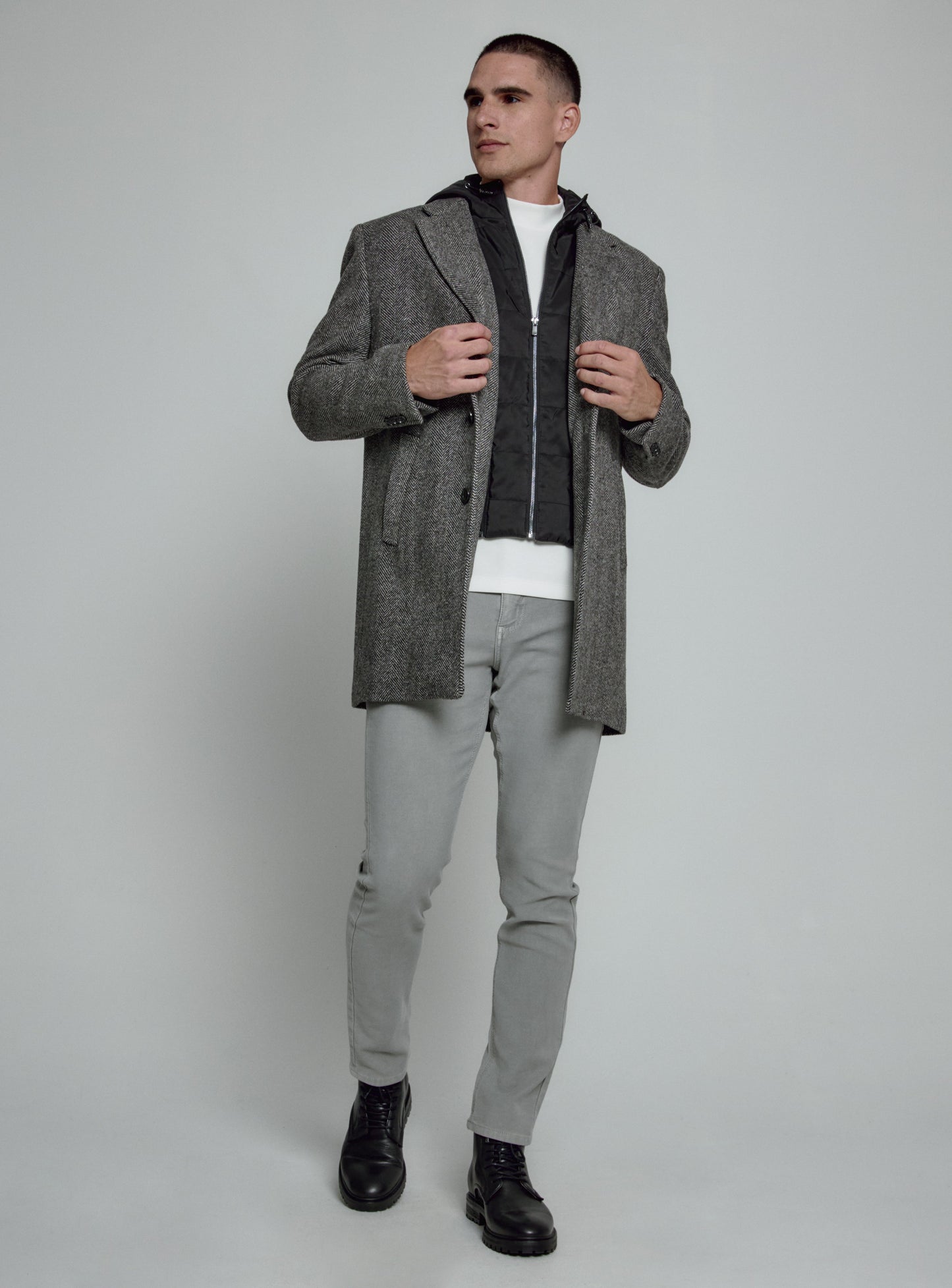 grey-8407