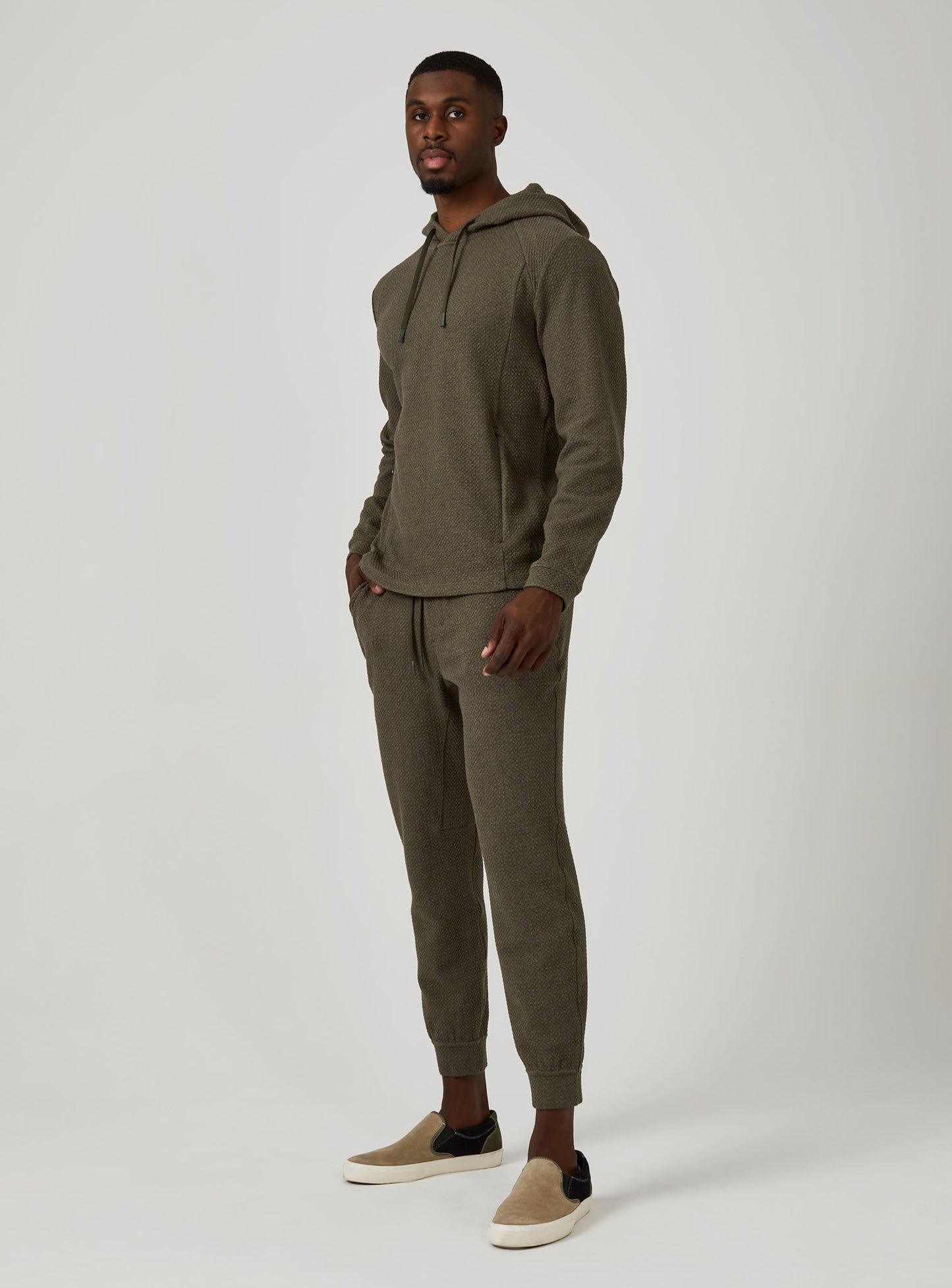 olive-8348