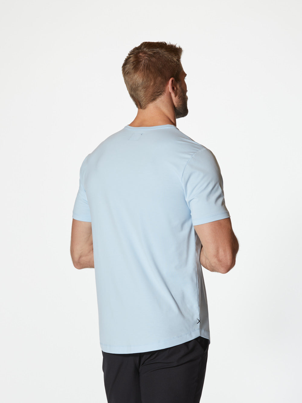 AO Universal Curve-Hem Tee