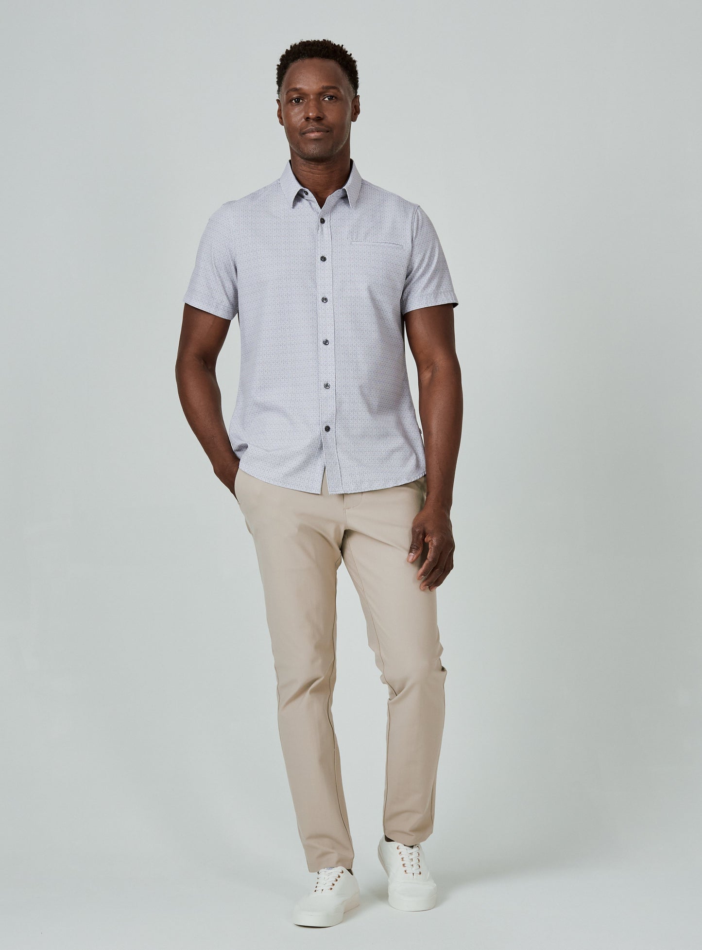 light-grey-7526