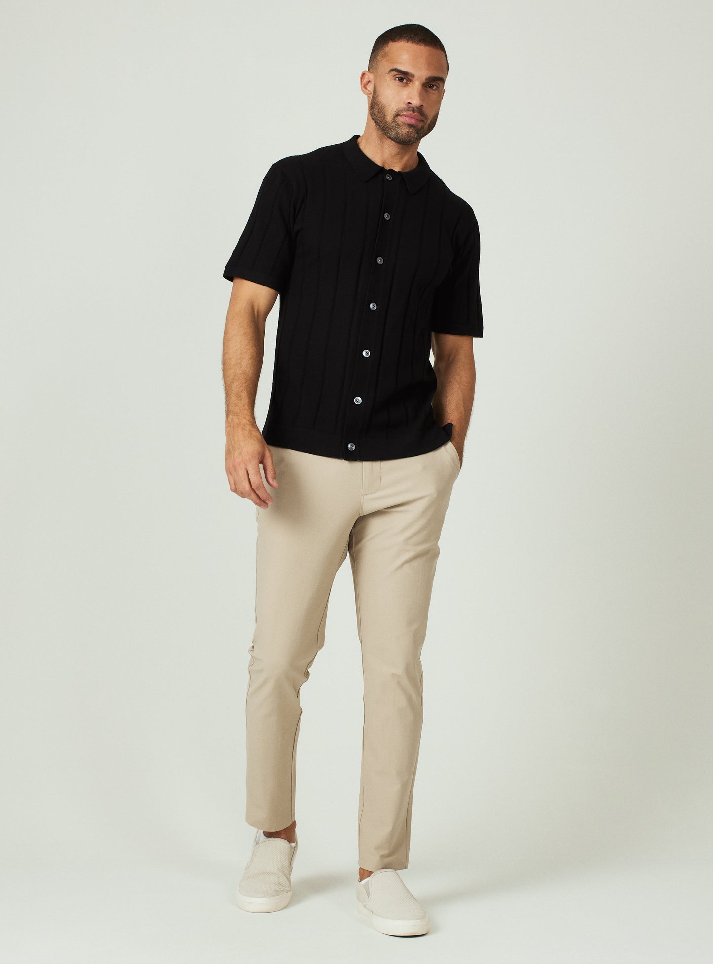 black-8711