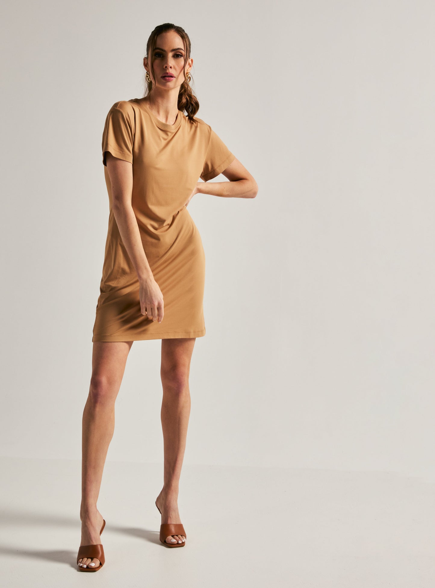 tawny-8000