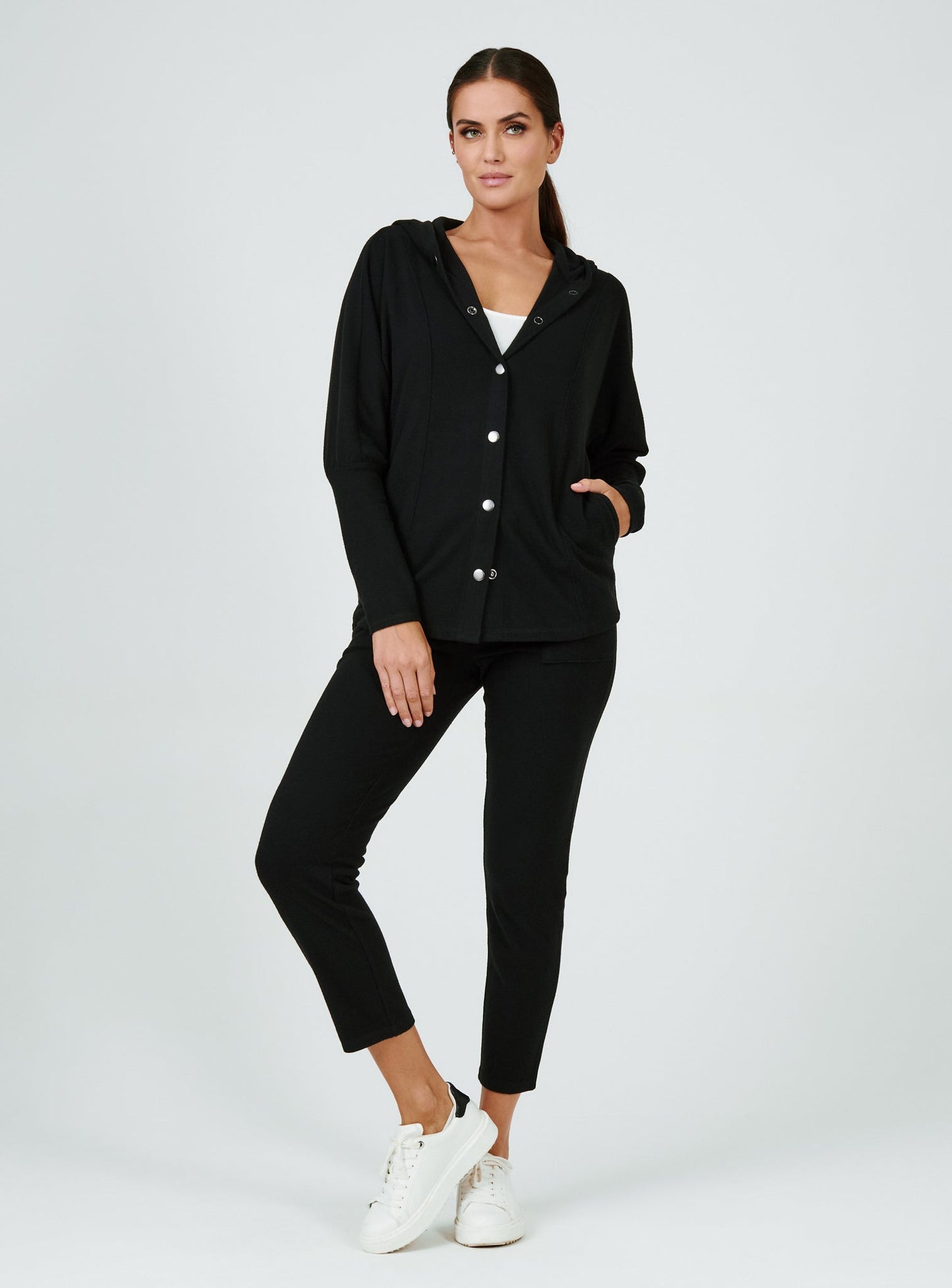 black-4004