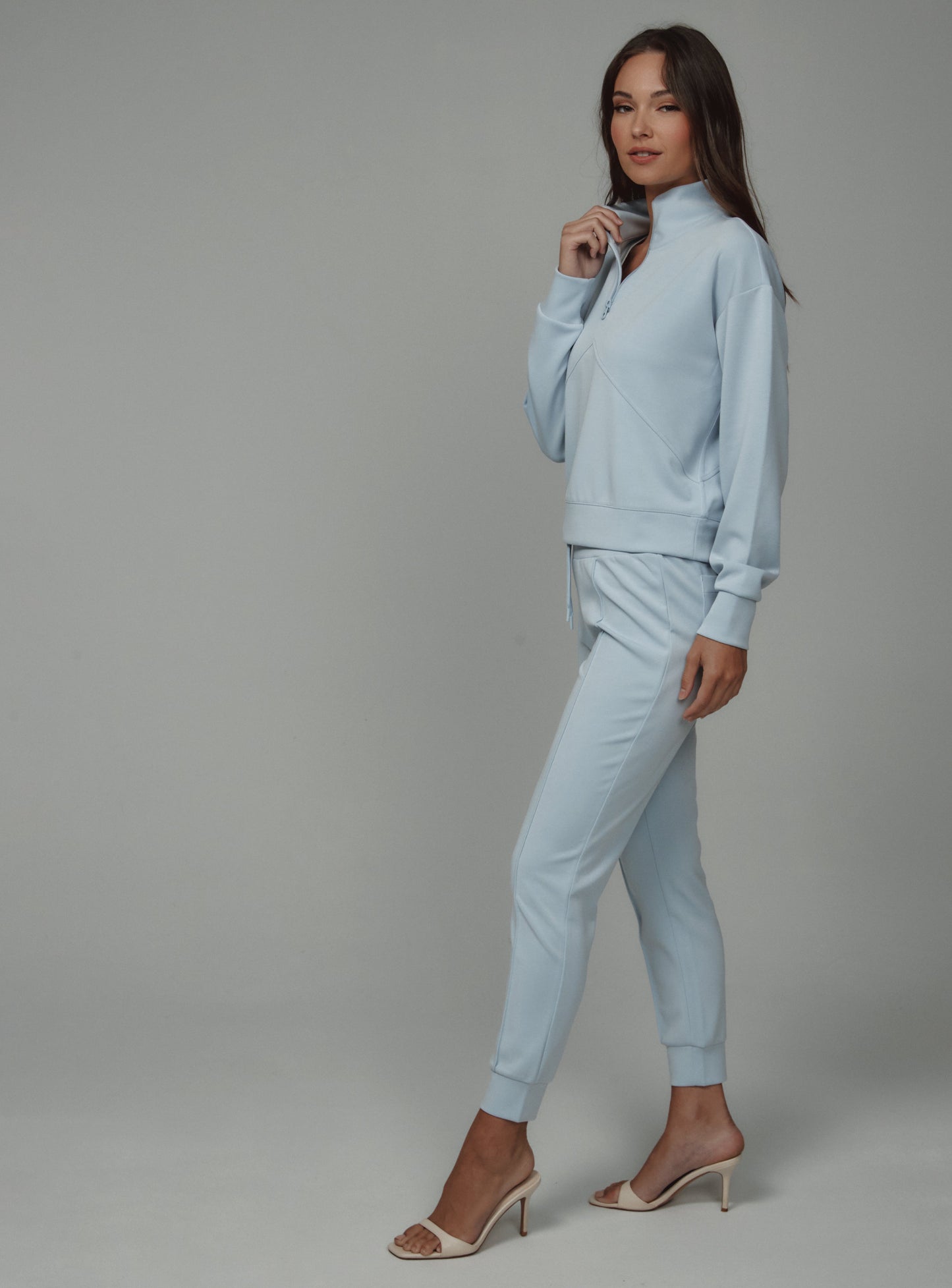 ice-blue-5001