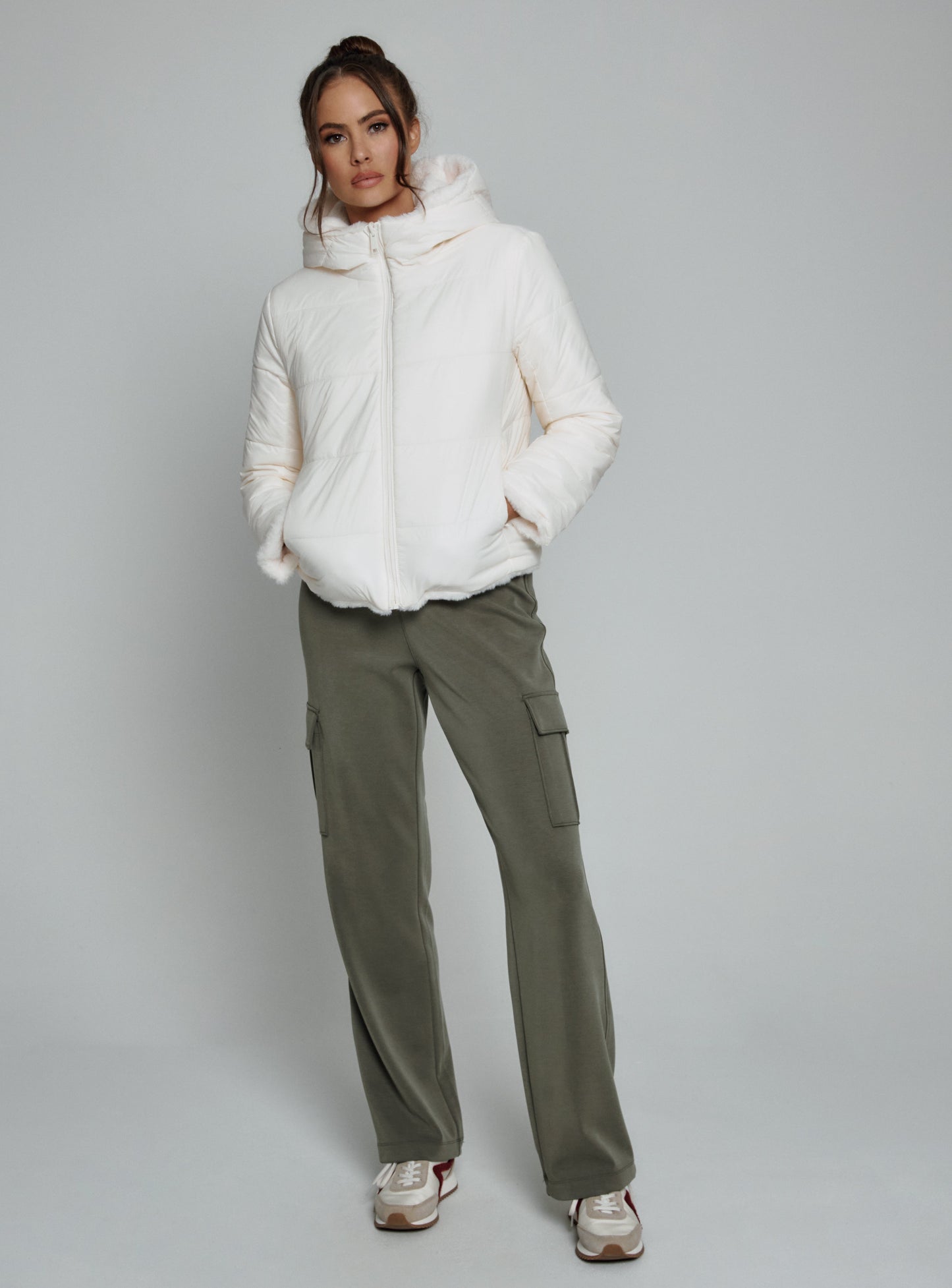 ivory-9022