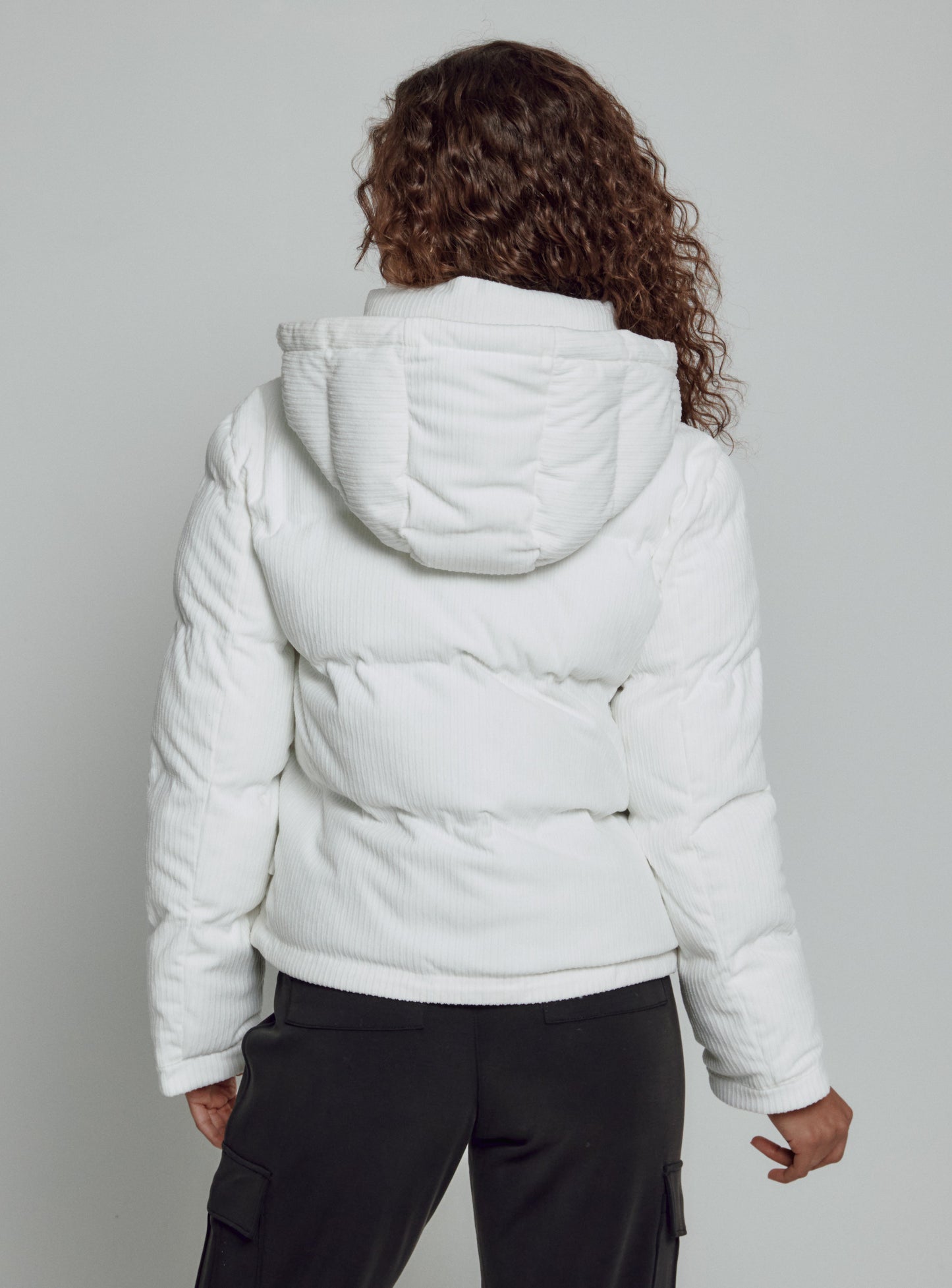 ivory-9027