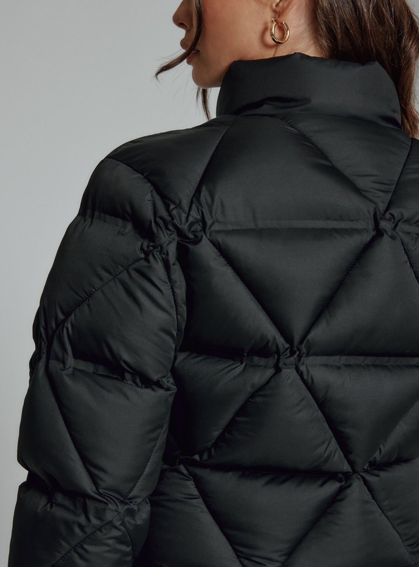 black-9037