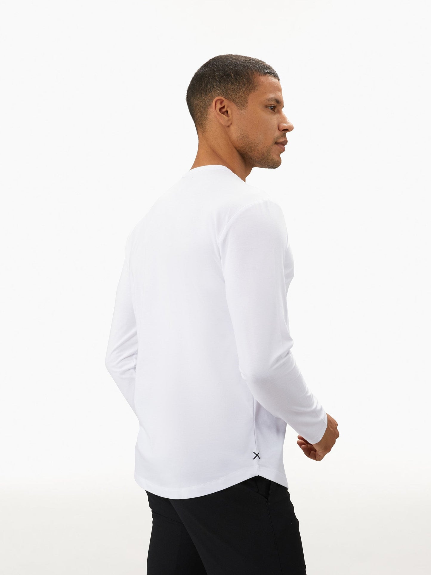 AO Universal Long Sleeve Curve-Hem Tee