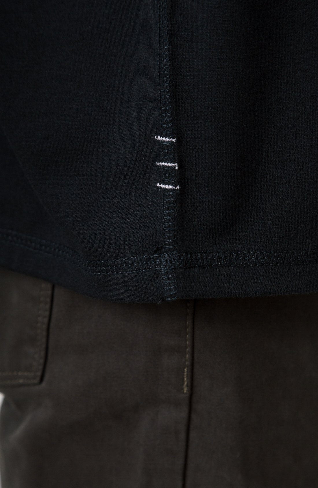 black-4183