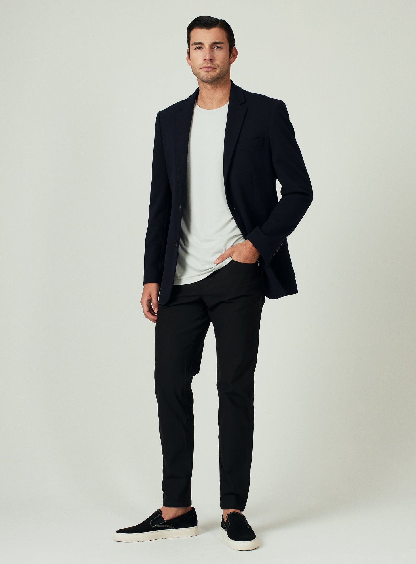 navy-8390