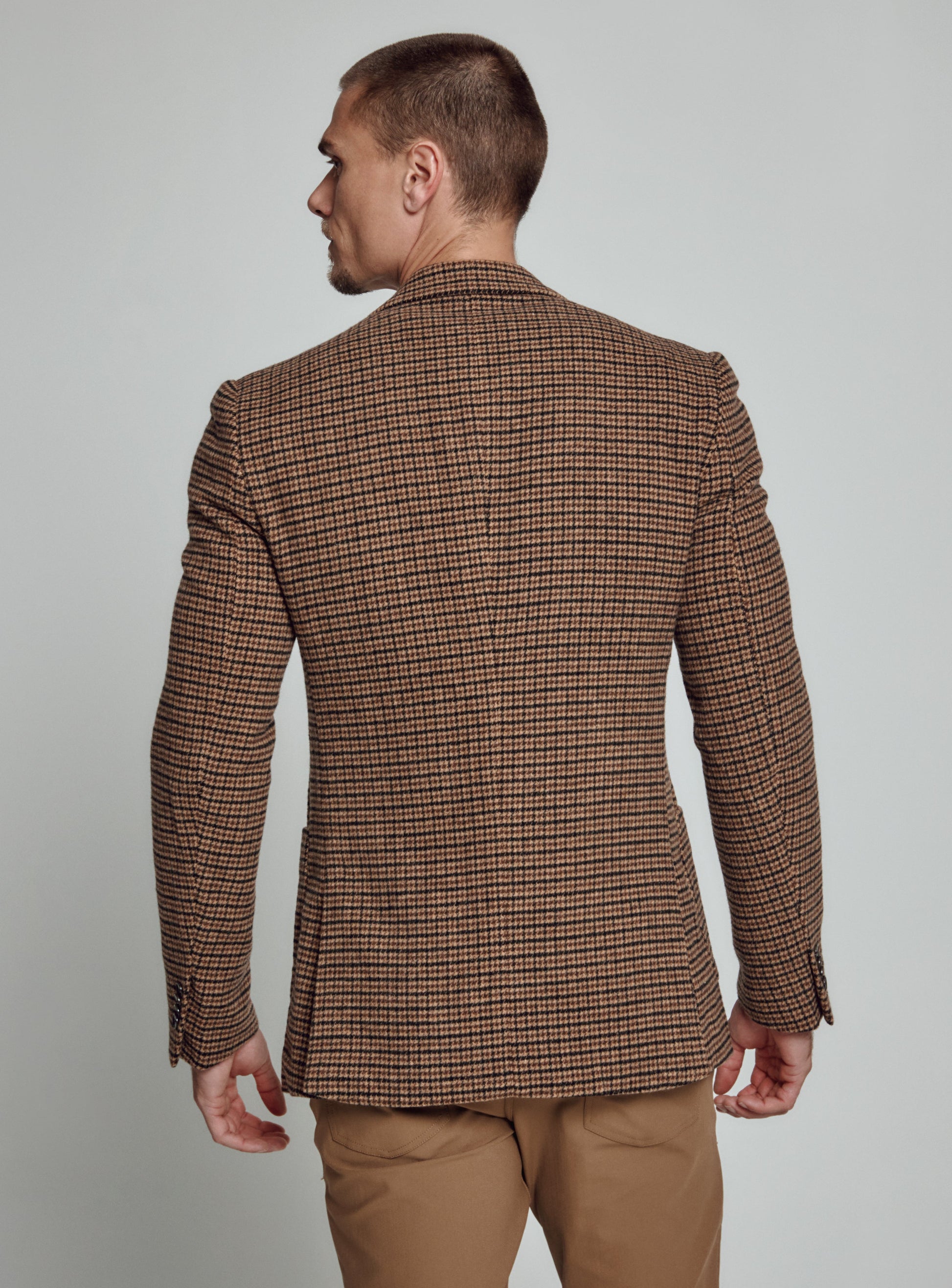 brown-8394