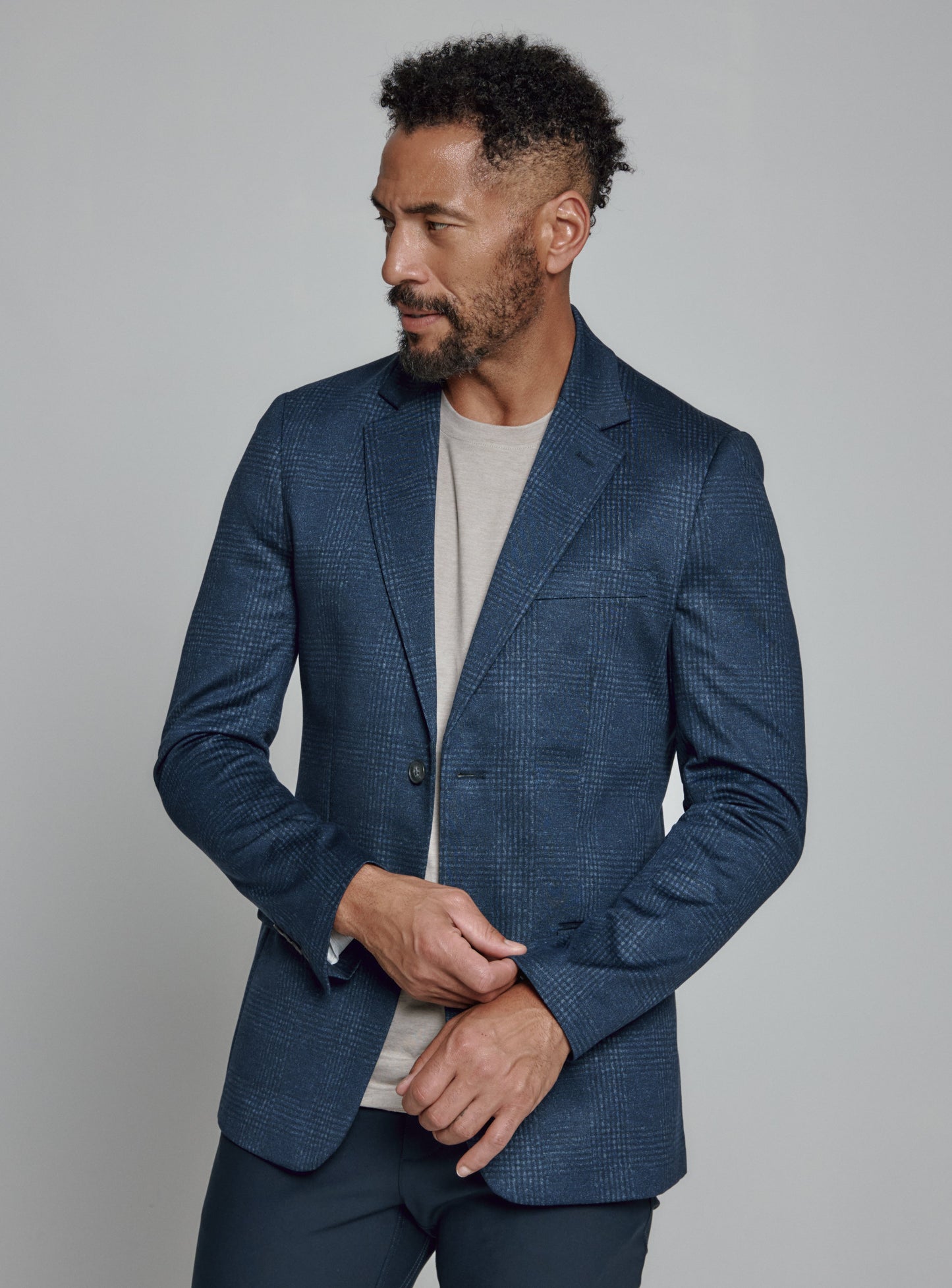 navy-8403