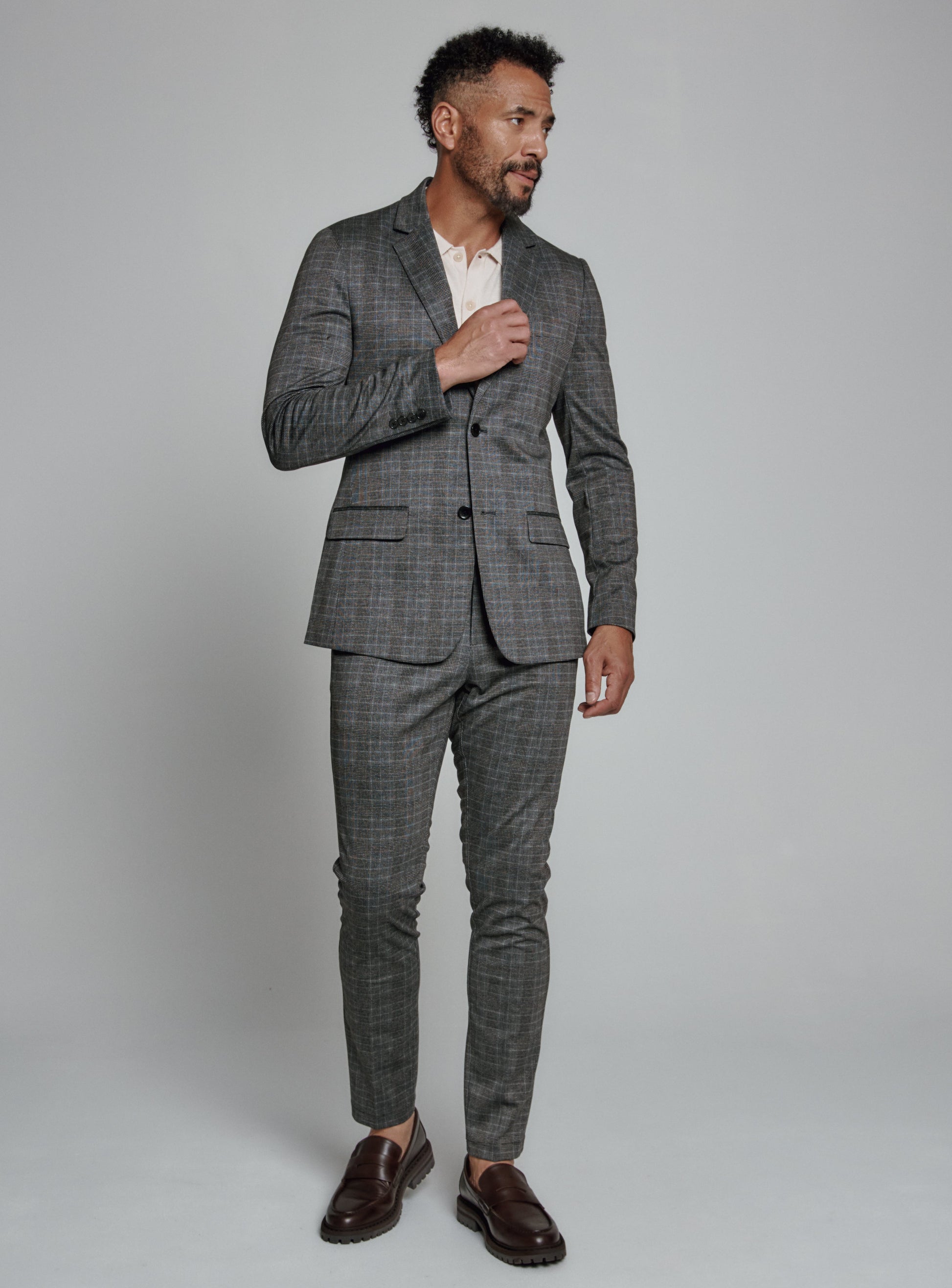 black-9070