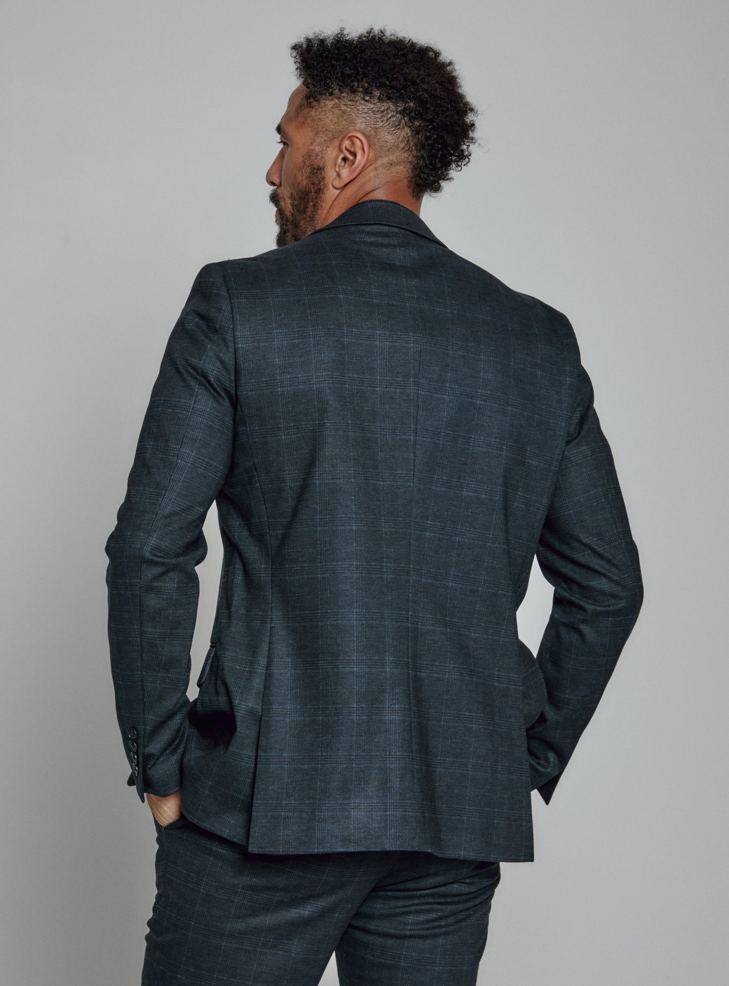 navy-9077