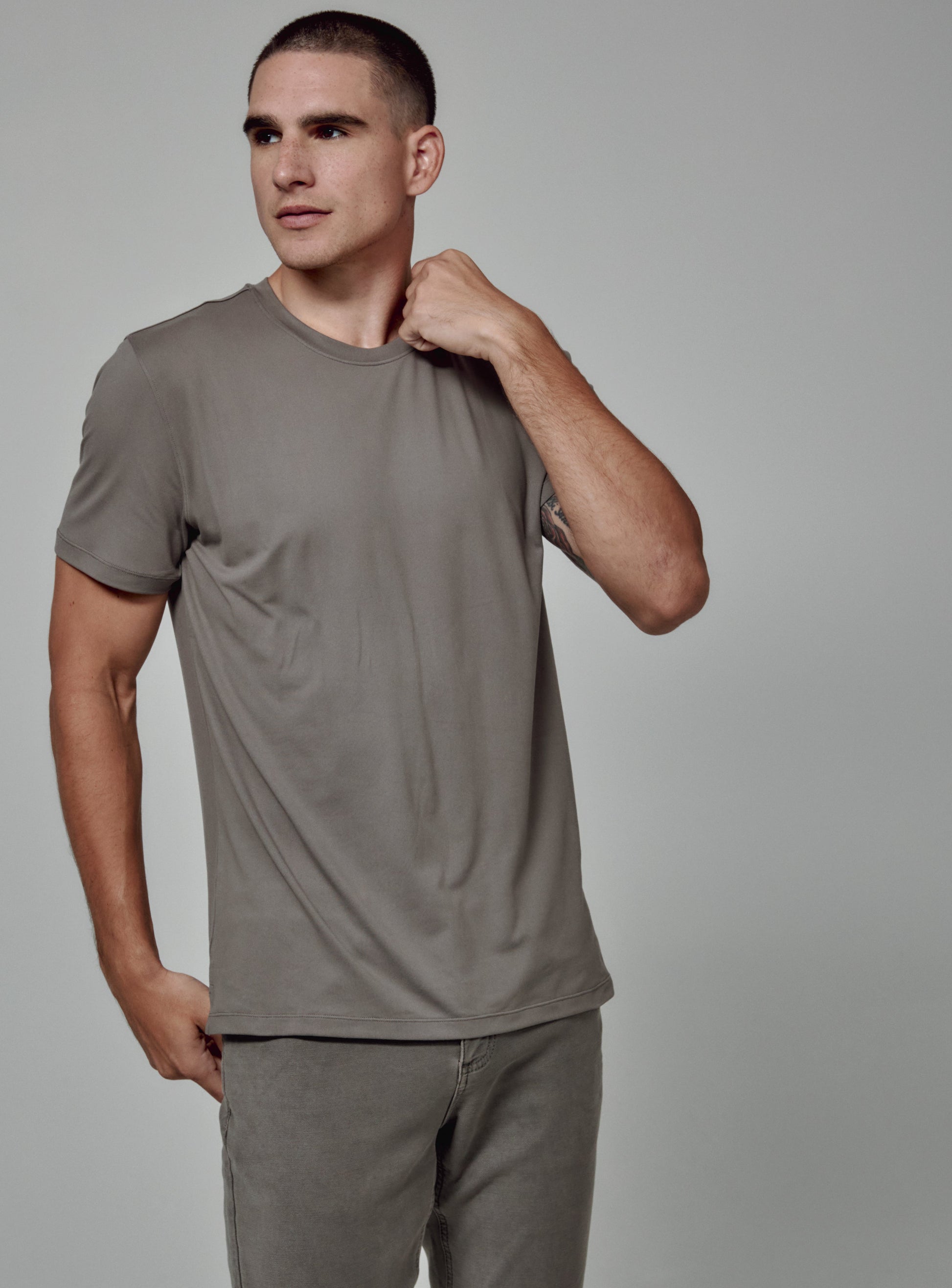 steel-grey-4207