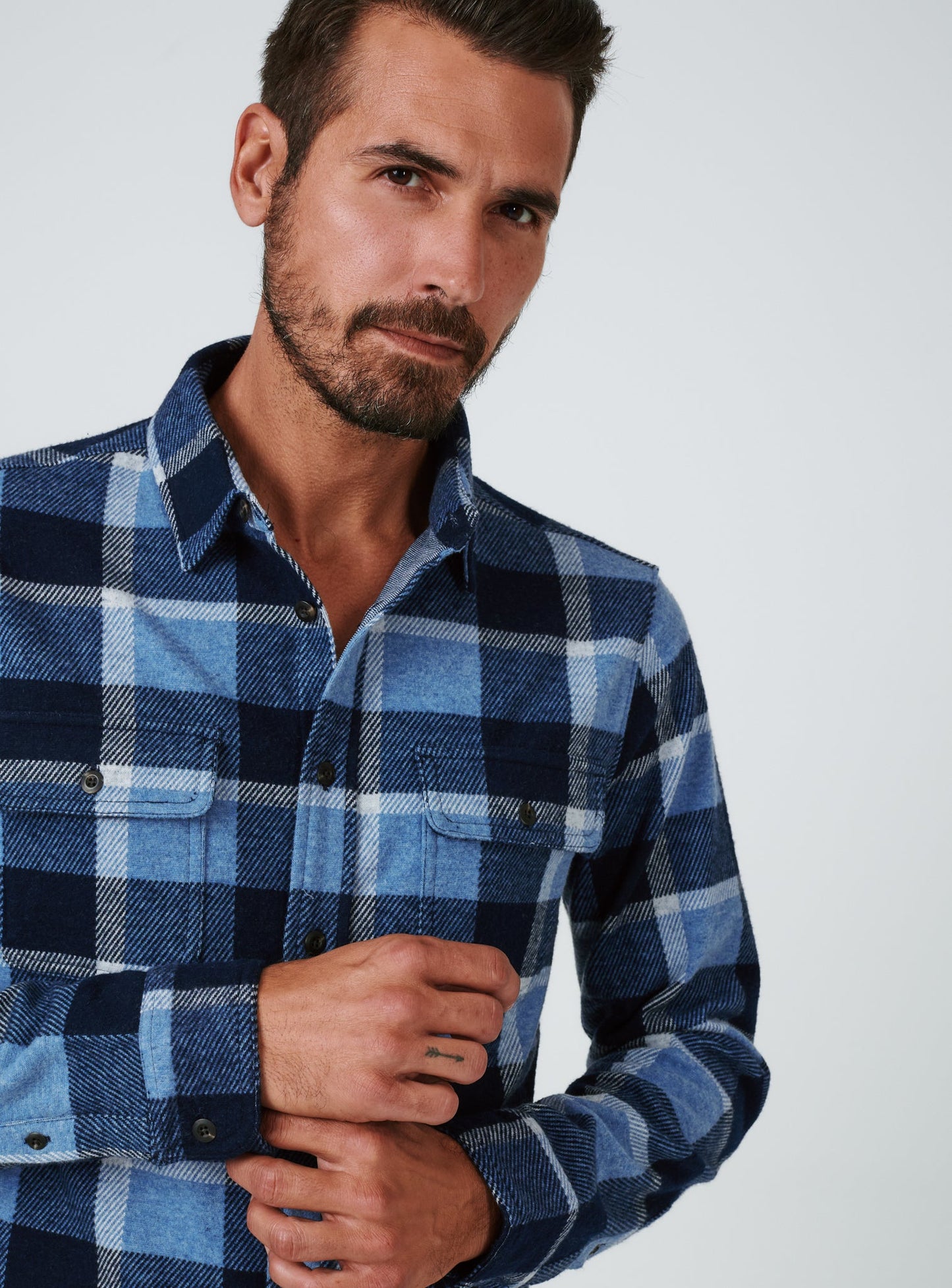 light-blue-7399