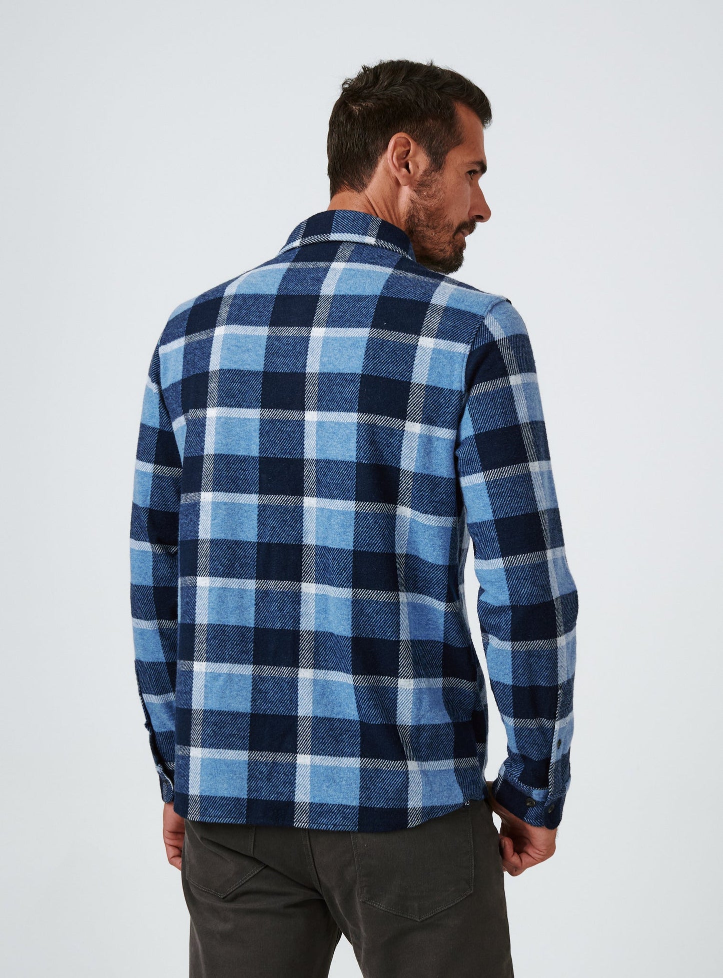 light-blue-7399
