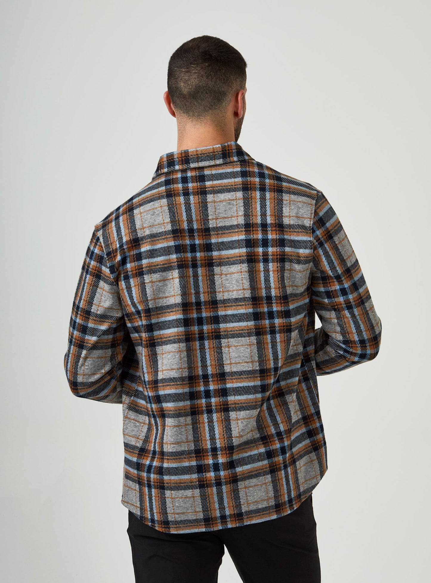 light-grey-7407