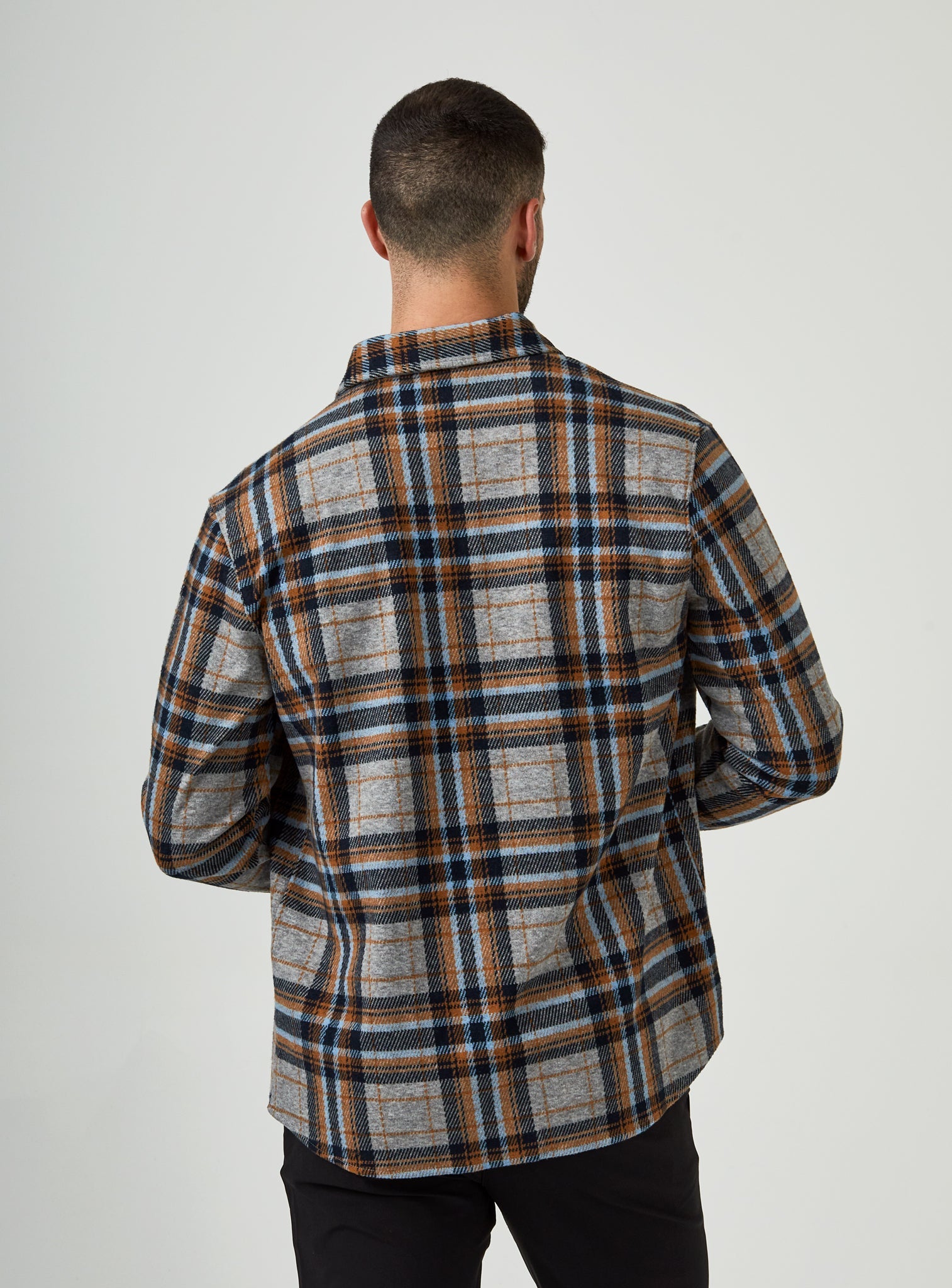 light-grey-7407
