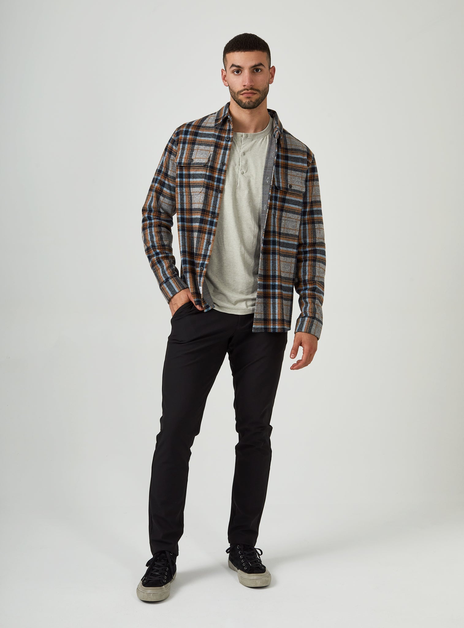light-grey-7407