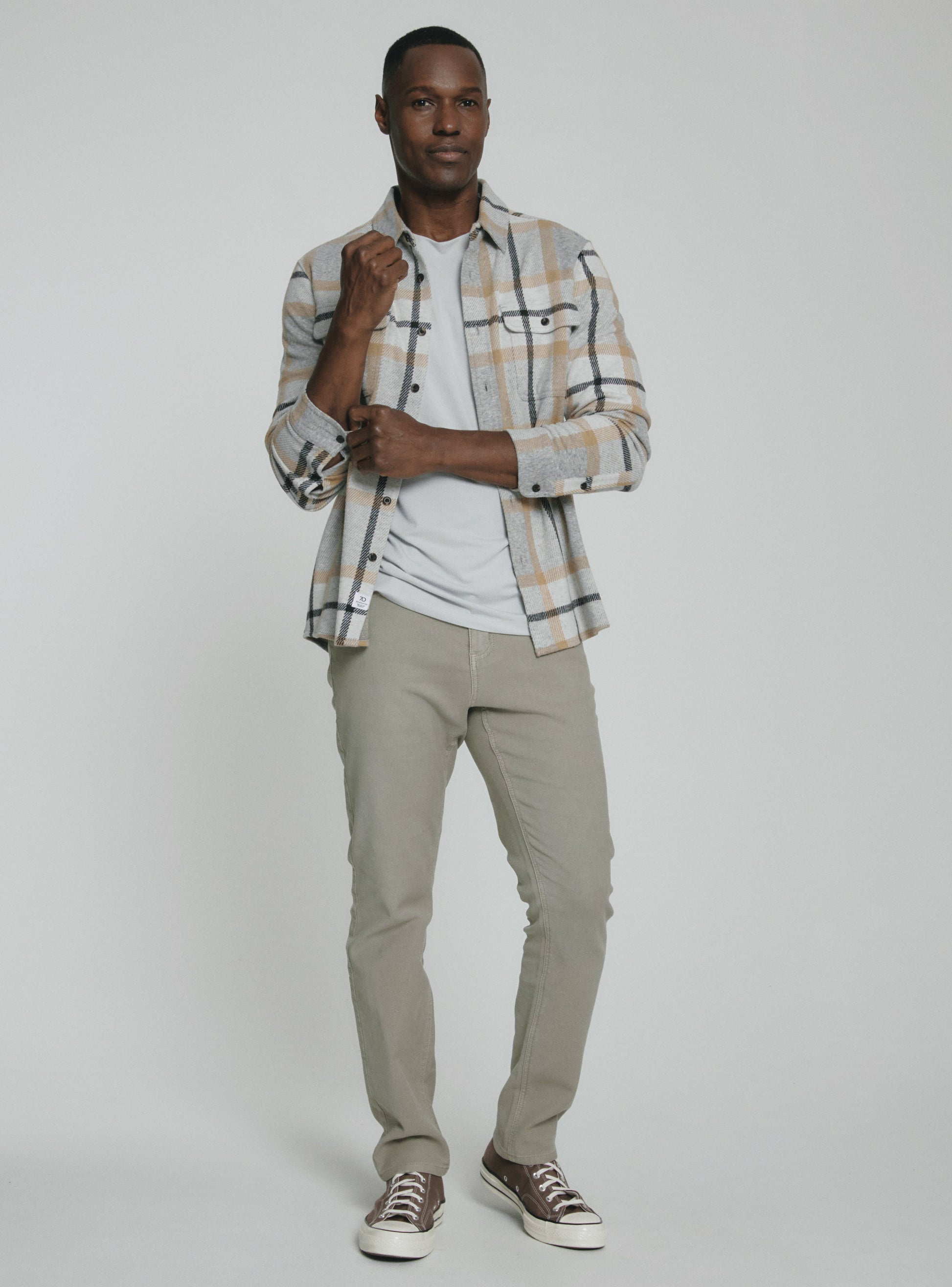 light-grey-7680