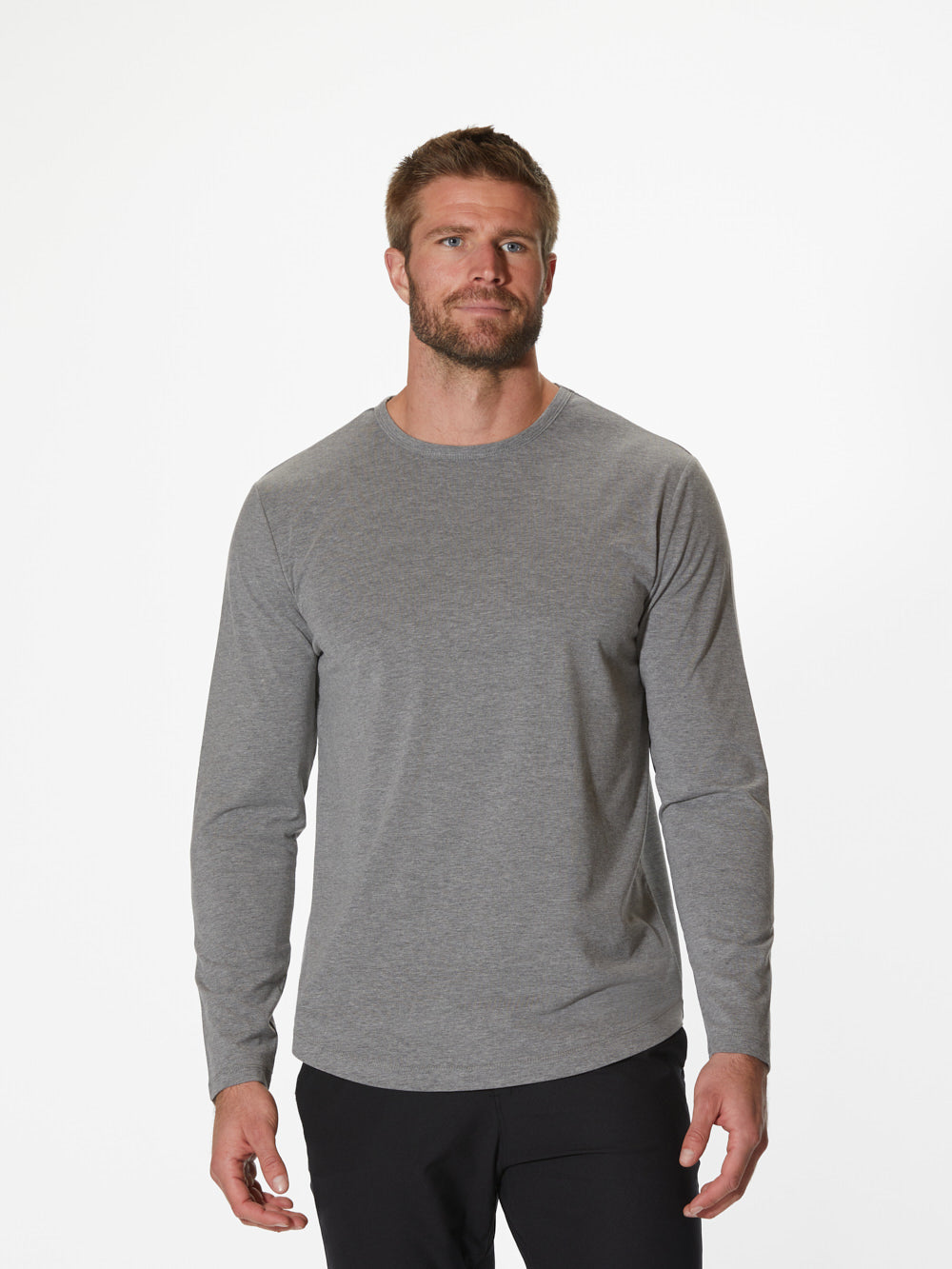 [info]--Davey is 6'2, 180lbs and wears a size L