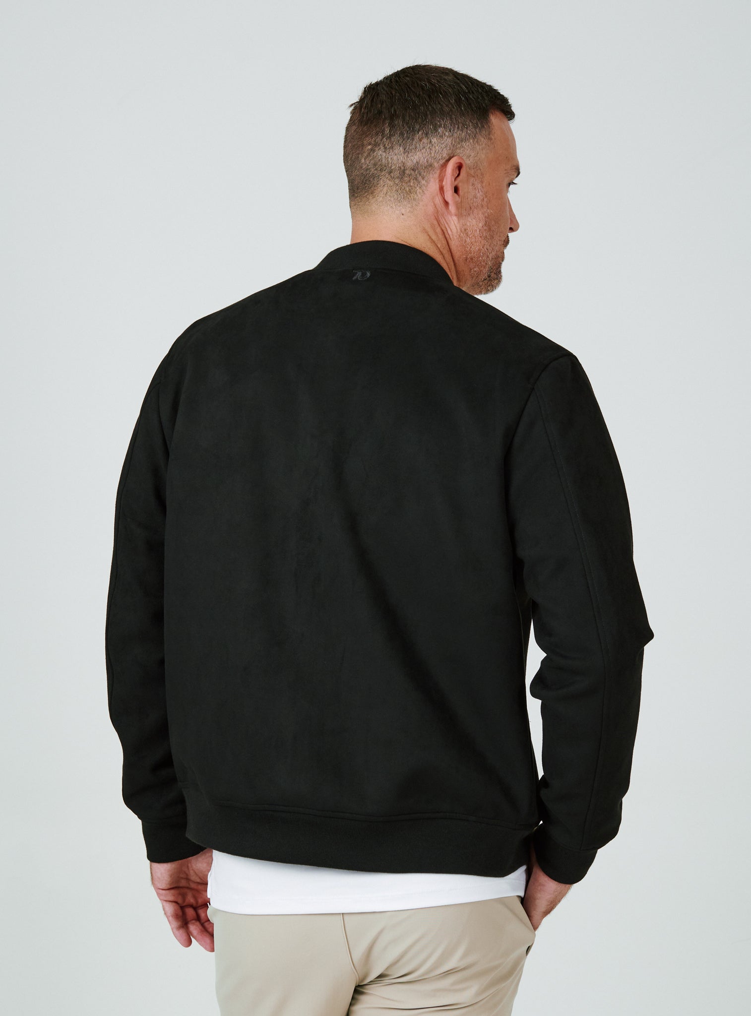 onyx-8378