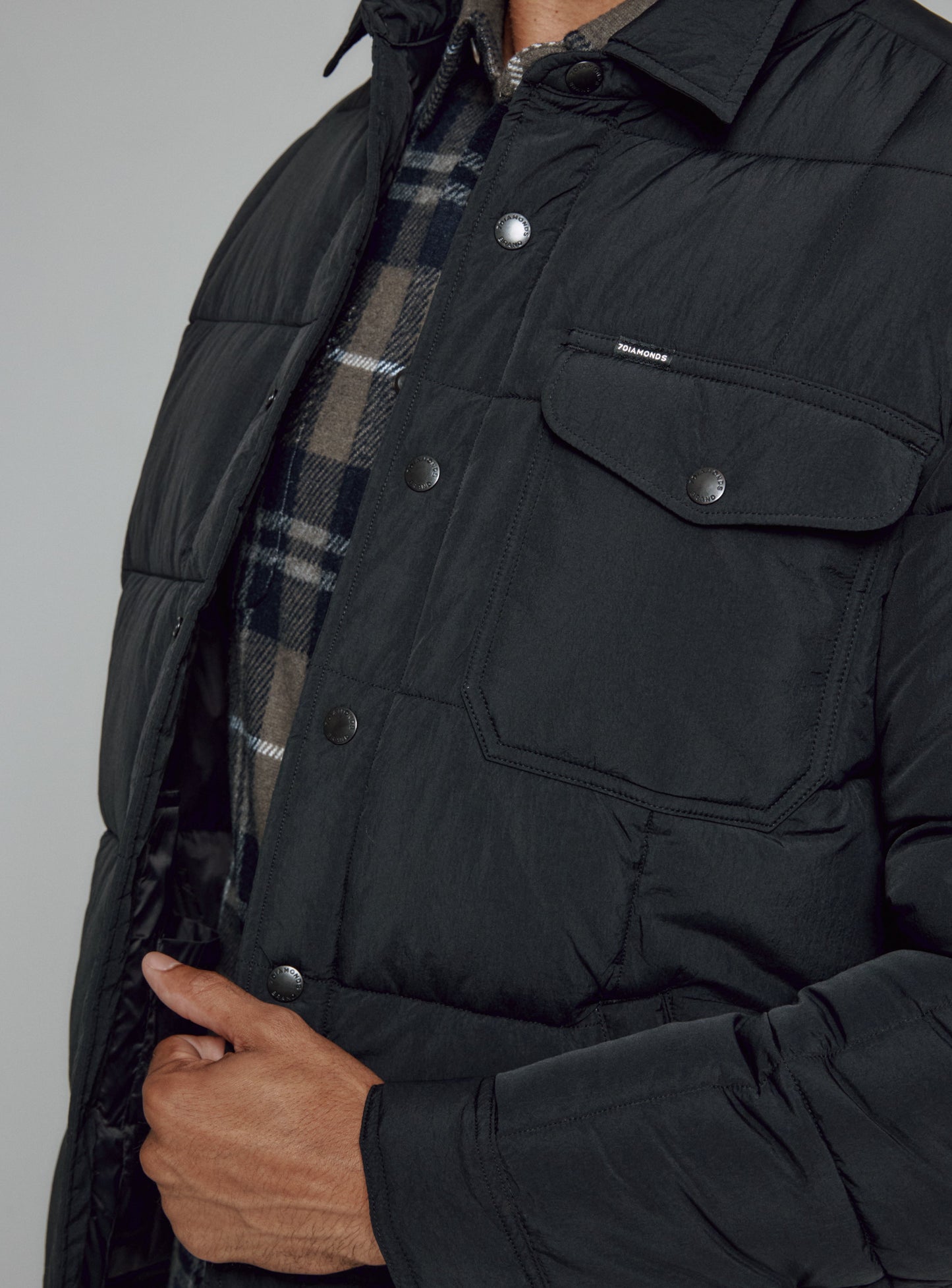 black-8390