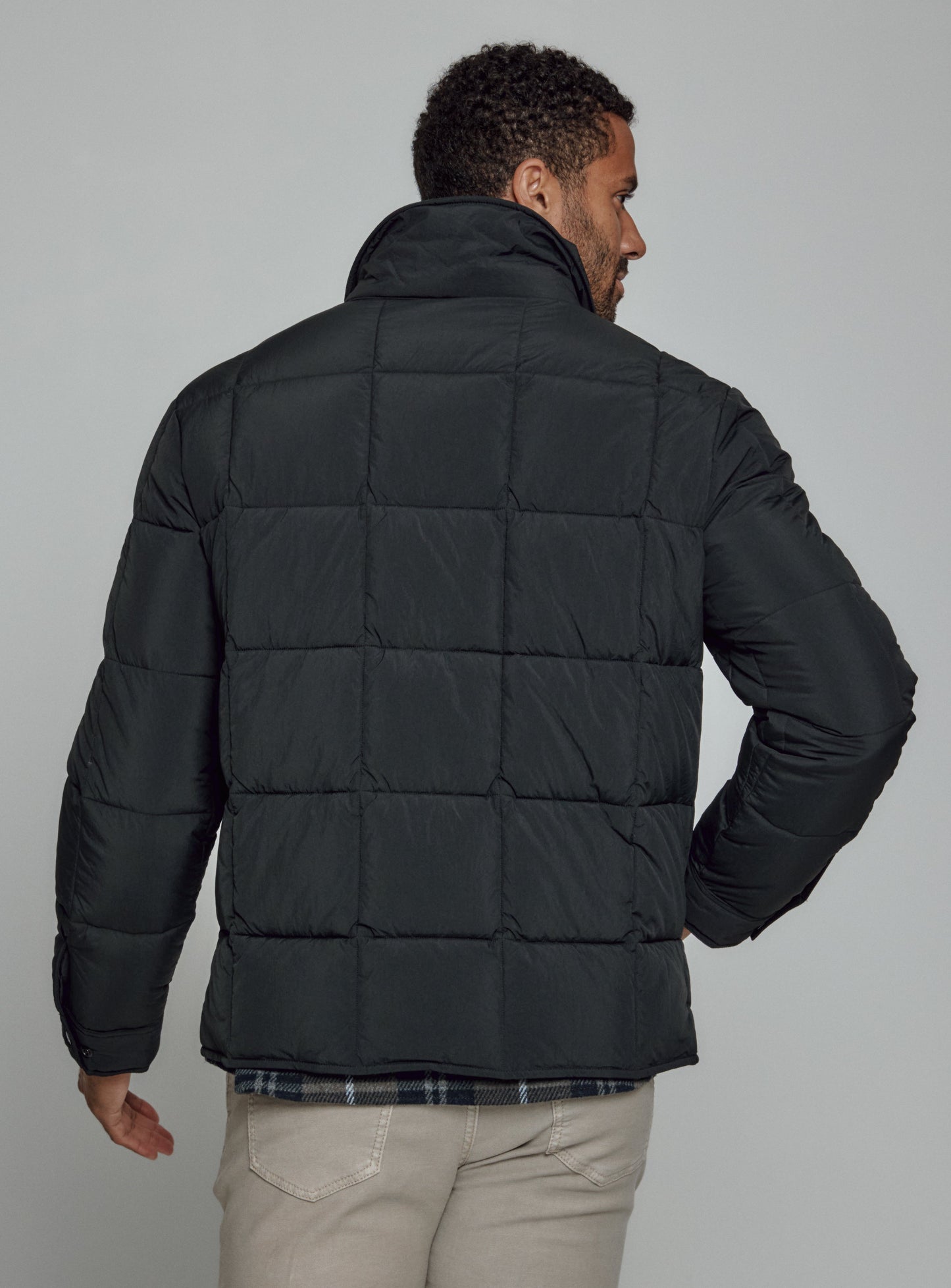 black-8390
