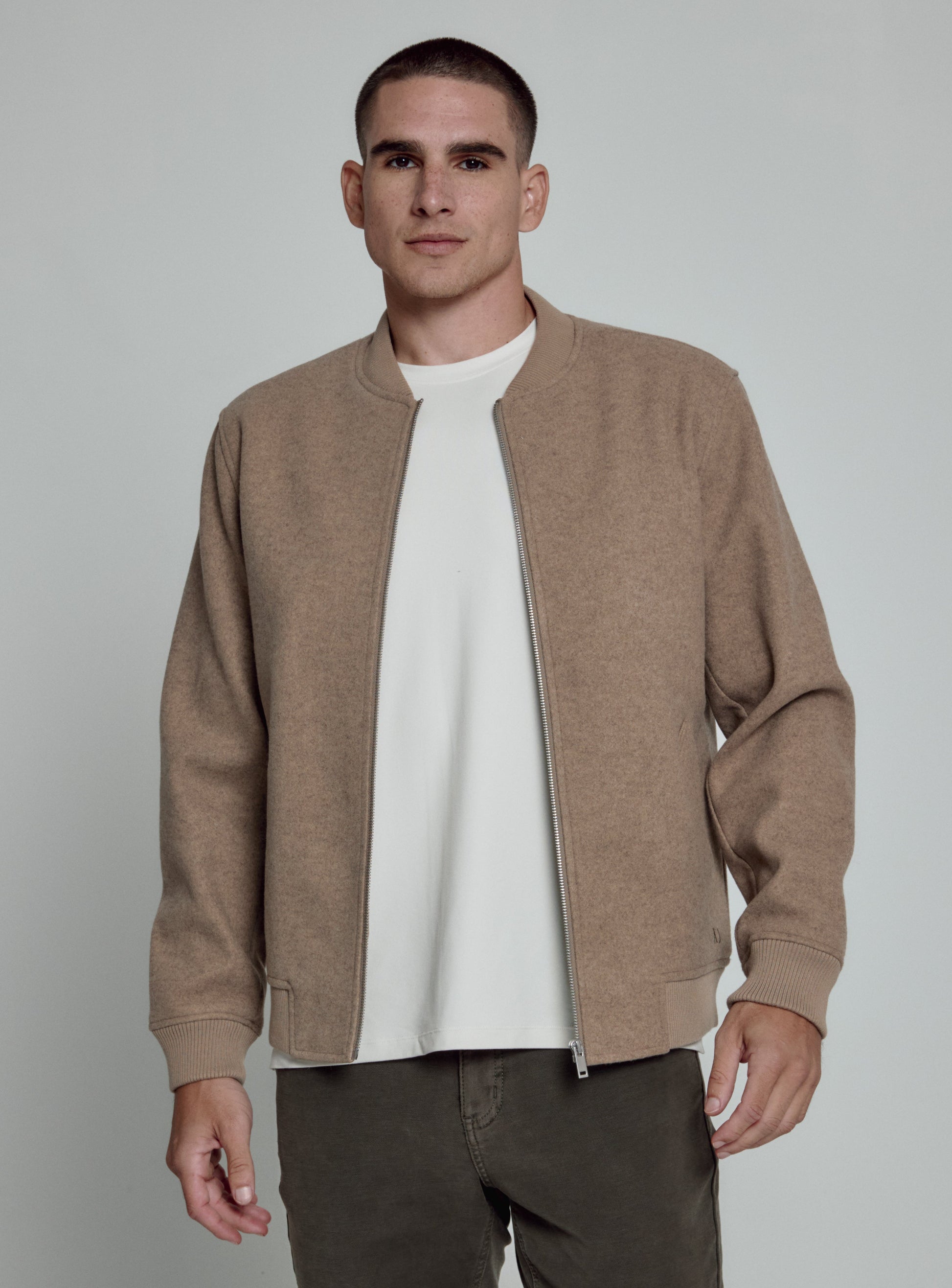 chestnut-8396
