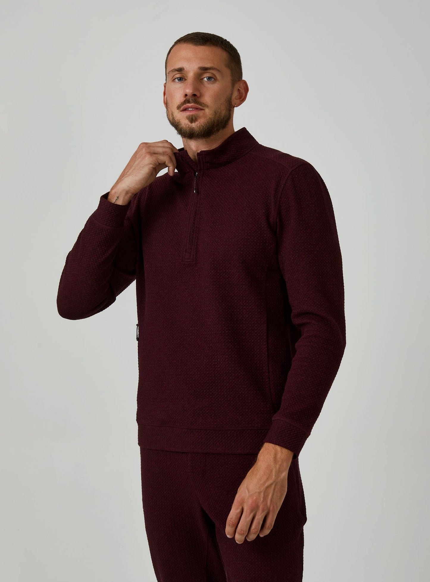 maroon-1016