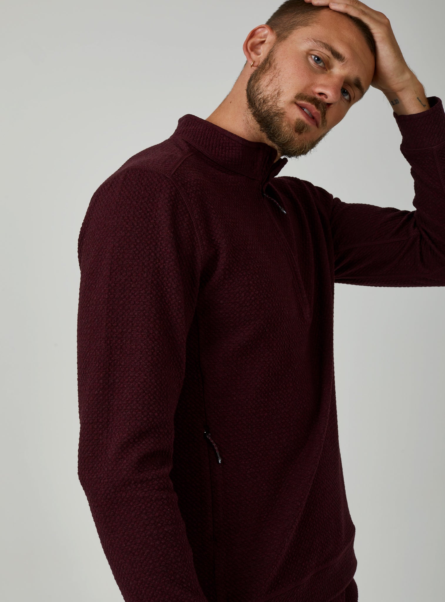 maroon-1016