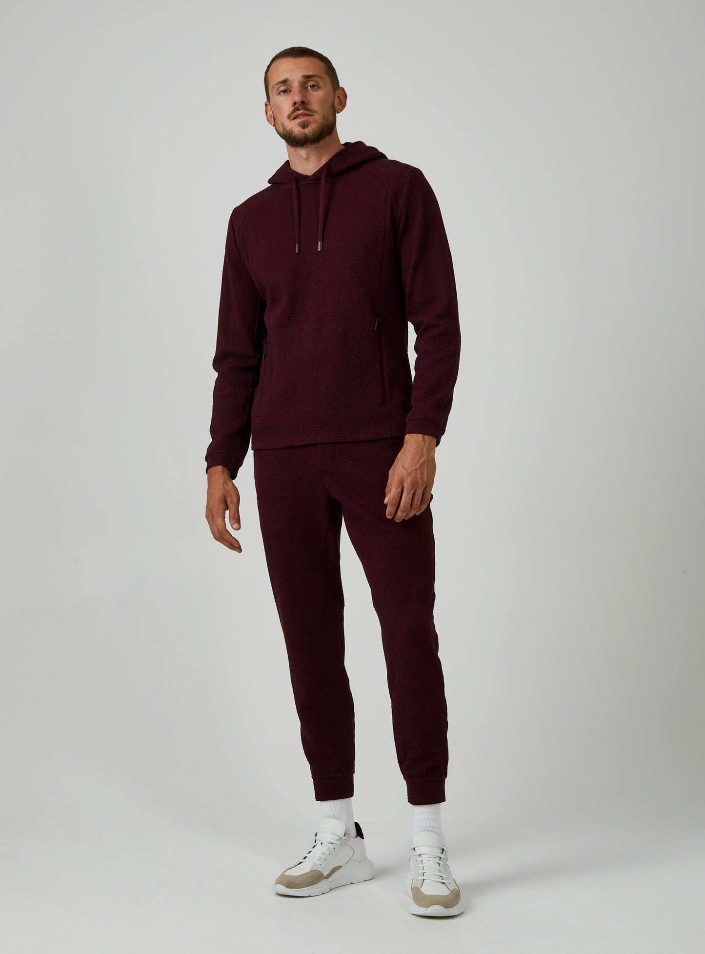 maroon-8348