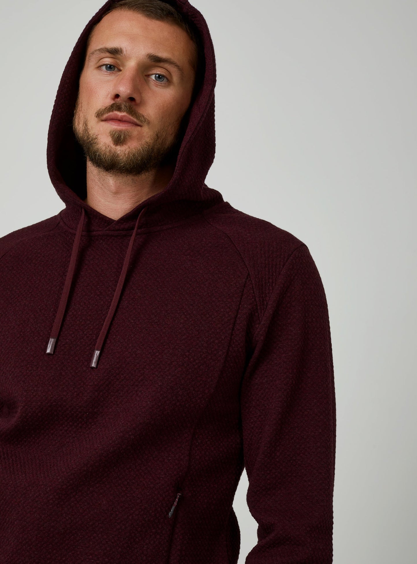 maroon-8348