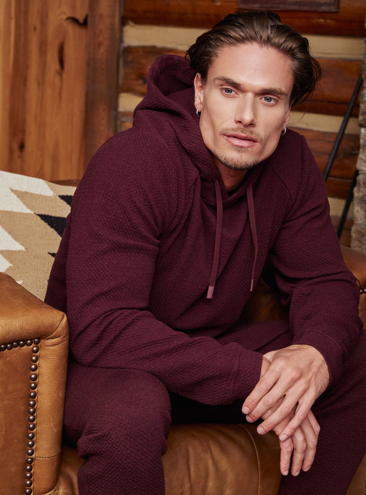 maroon-8348