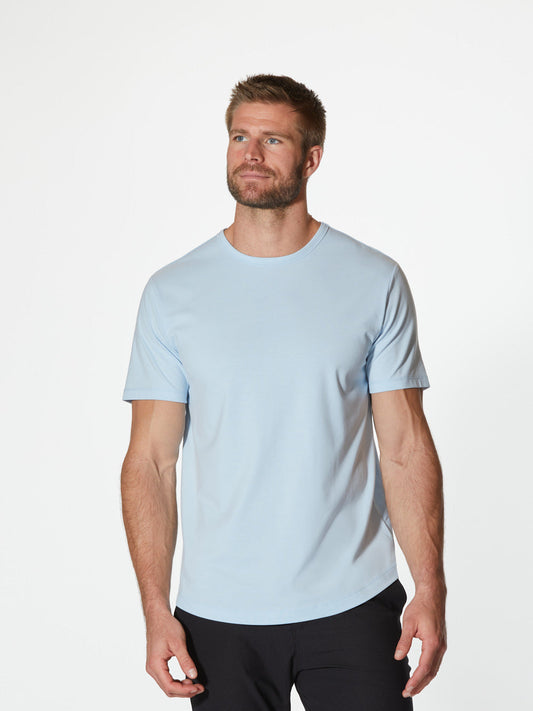 [info]--Davey is 6'2, 180lbs and wears a size L