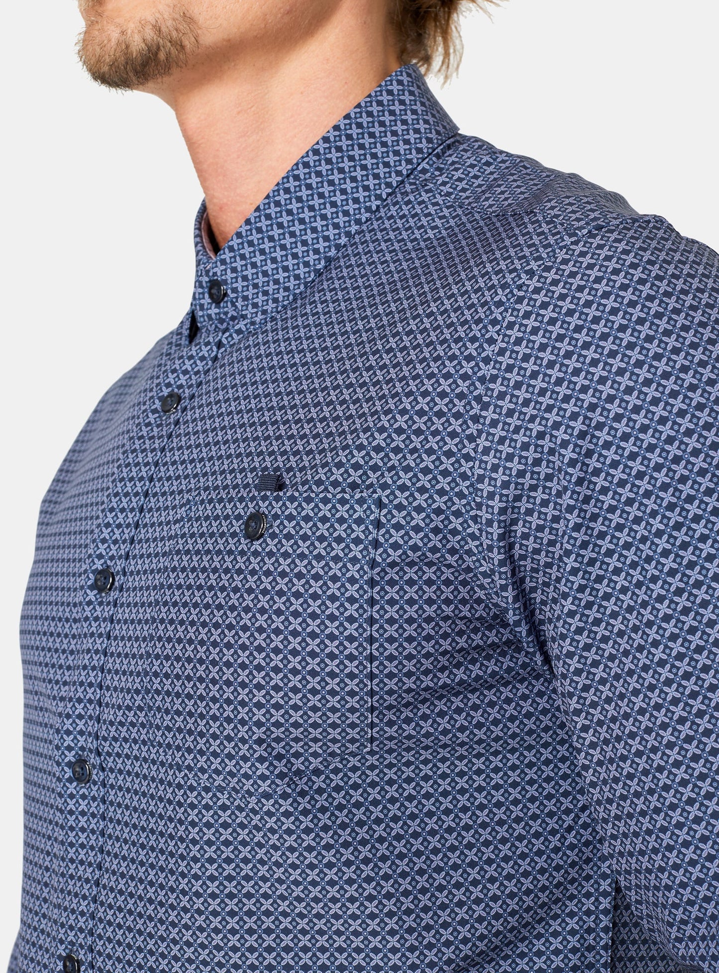 navy-7368