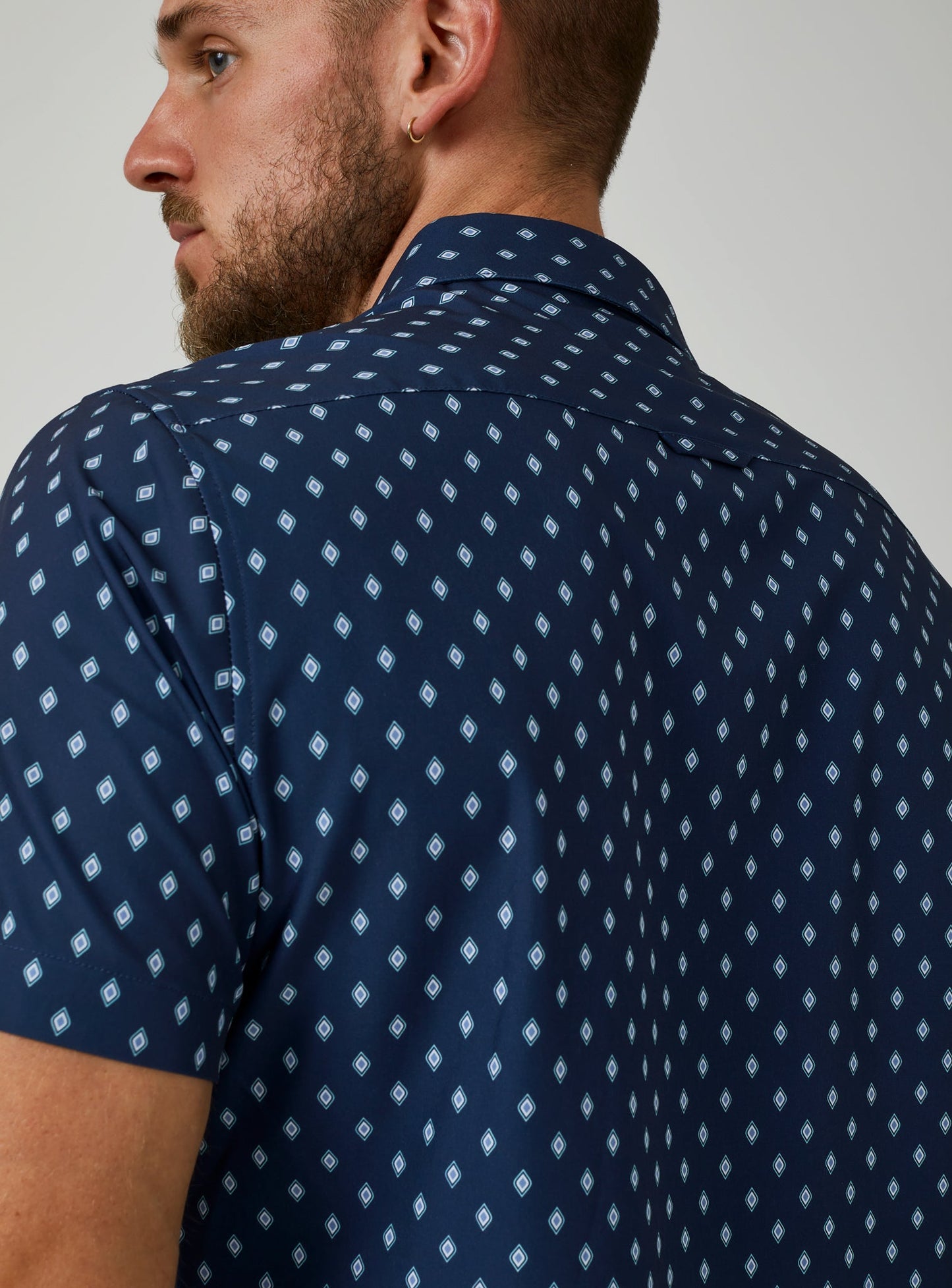 navy-7417