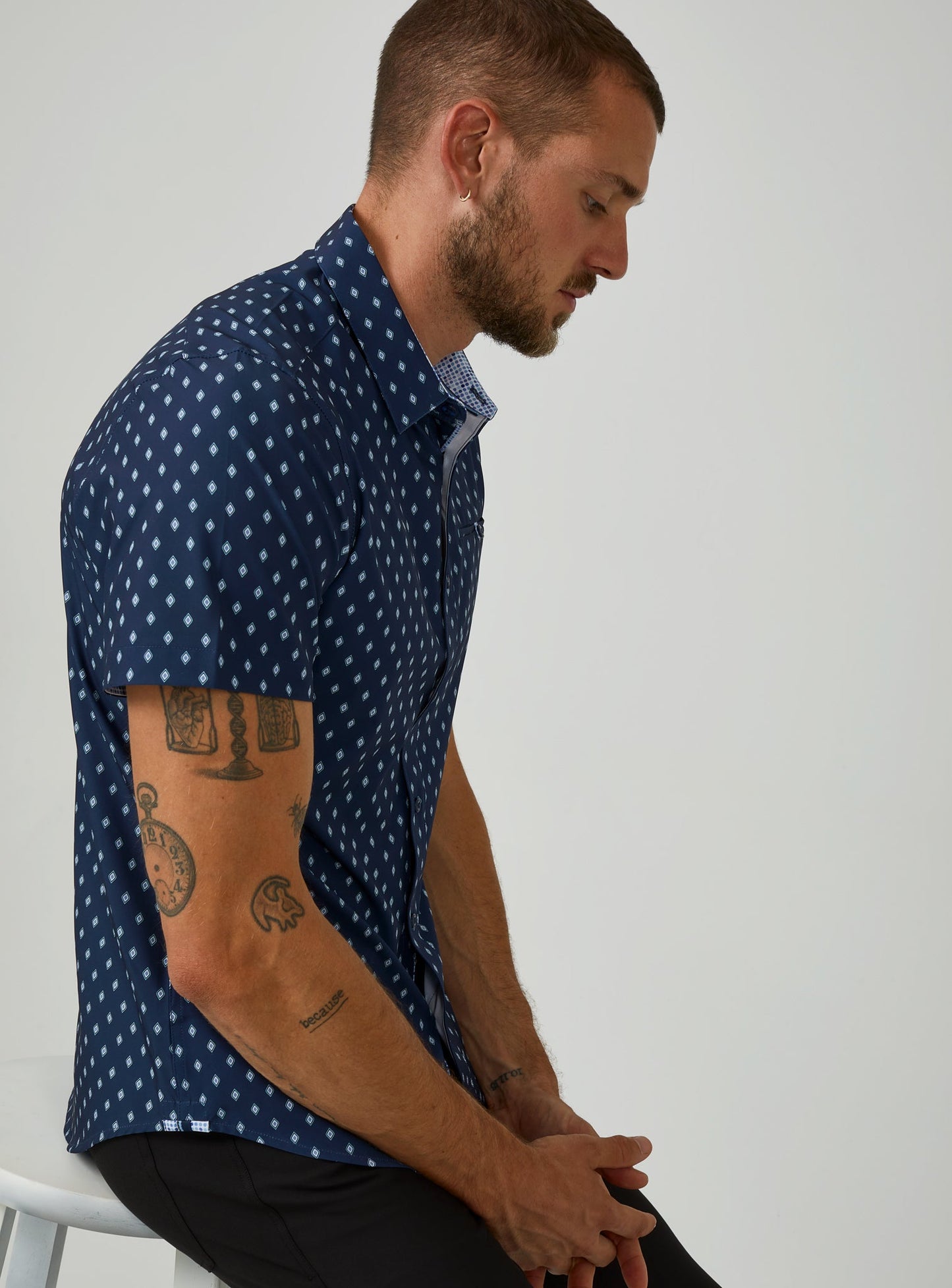 navy-7417