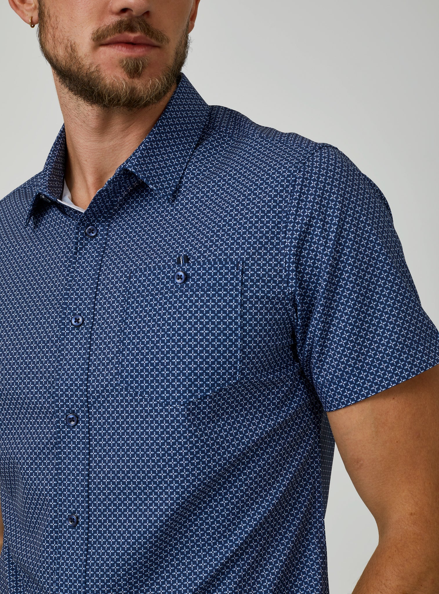 navy-7443