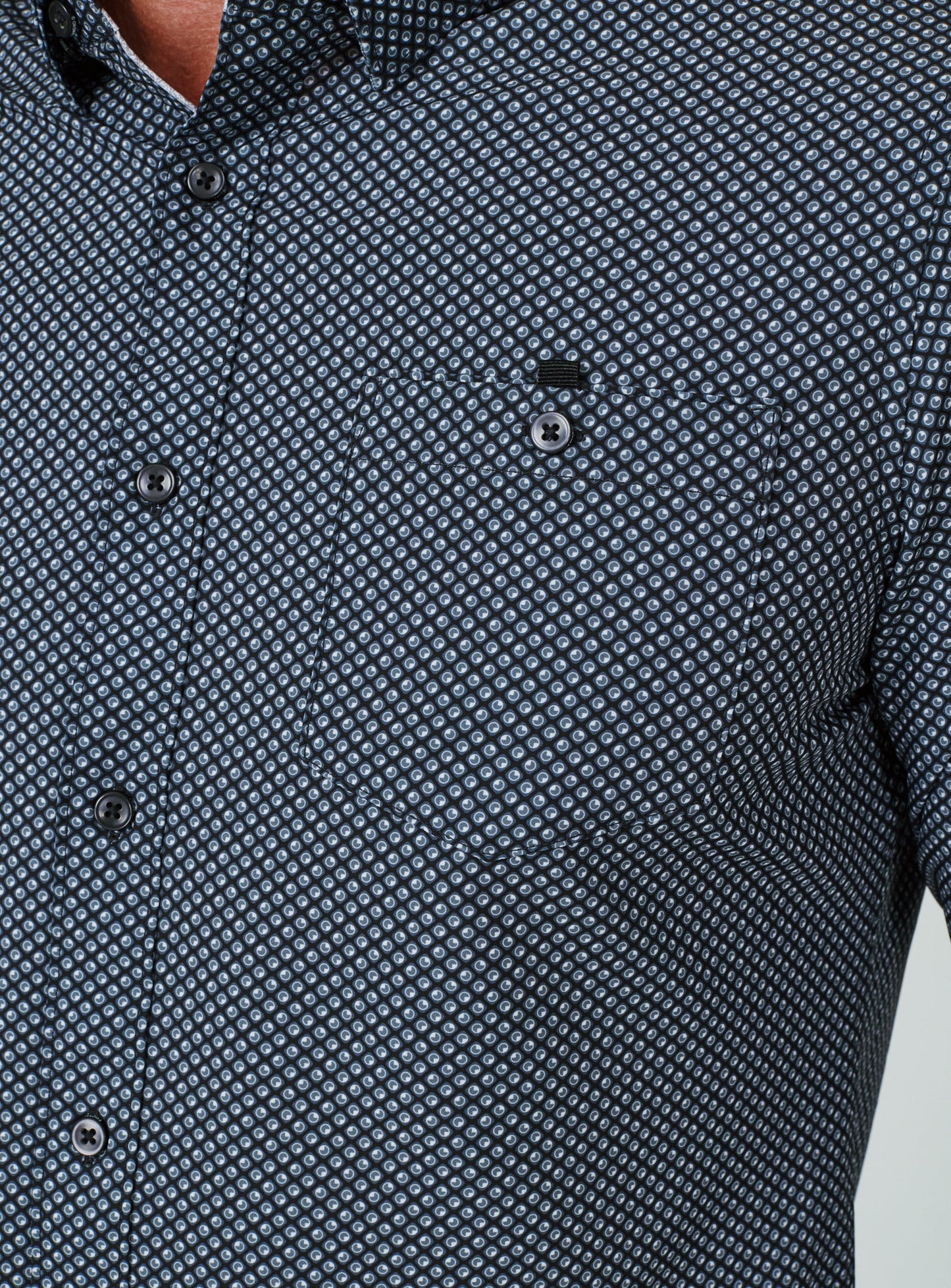 black-7458