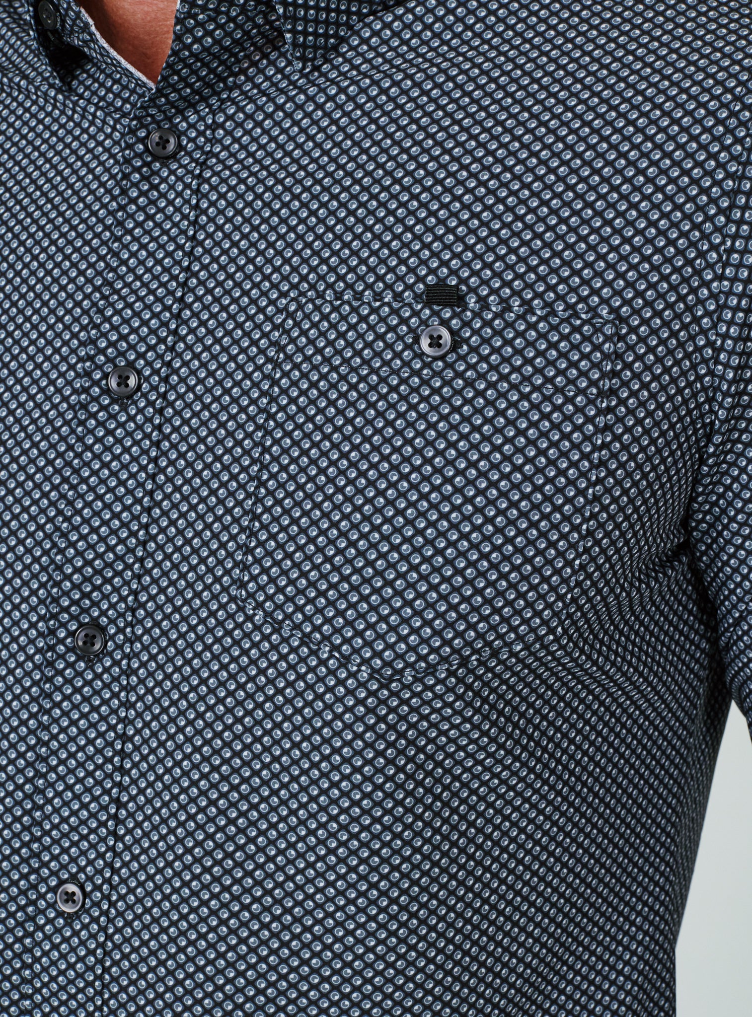 black-7458